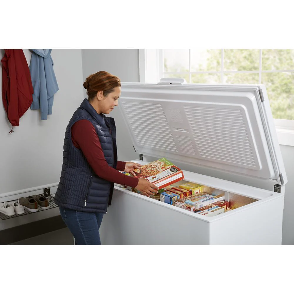 Amana AZC5216LW 16 cu. ft. Amana® Chest Freezer - Image 16