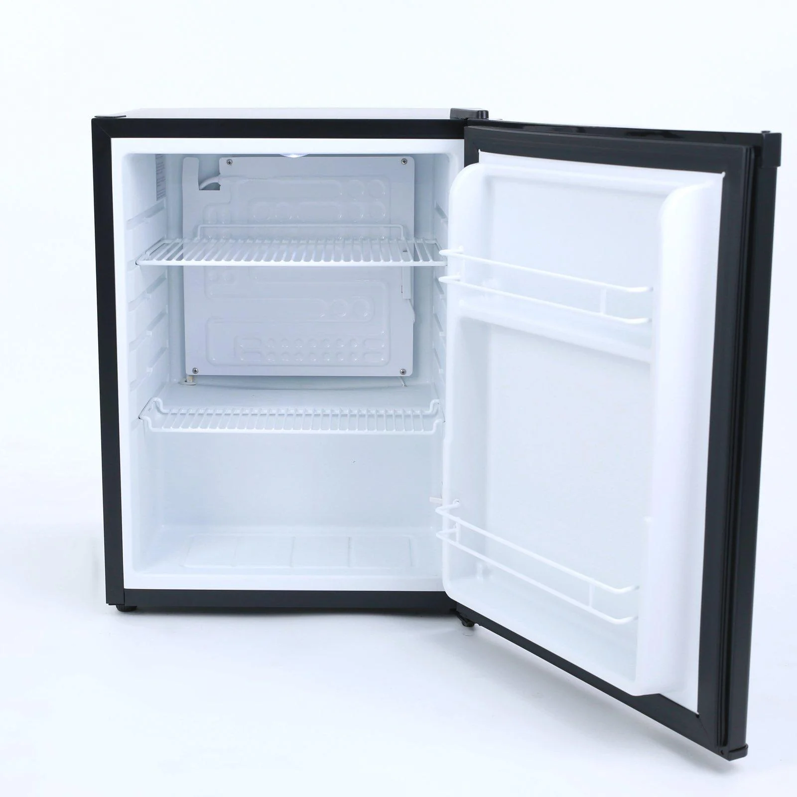 AR2416B Avanti 2.2 cu. ft. Compact Refrigerator - Image 4
