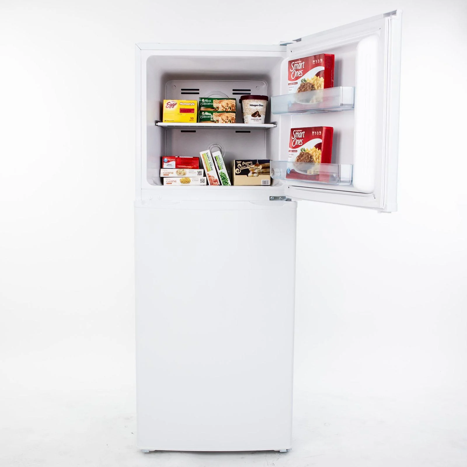 FF7B0W Avanti 7.0 cu. ft. Apartment Size Refrigerator - White - Image 4