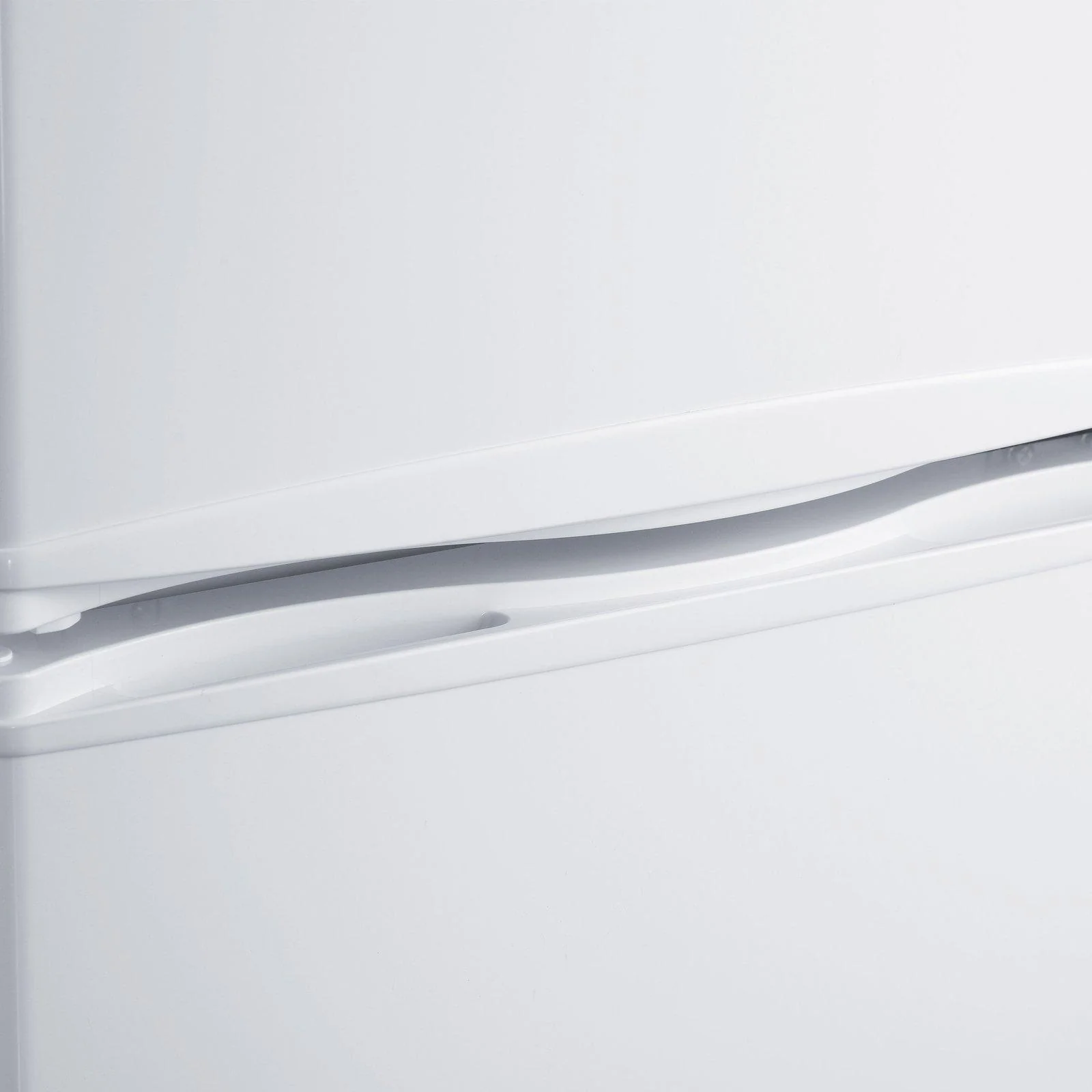 Avanti RA31B1B 3.1 cu. ft. Compact Refrigerator - Image 6