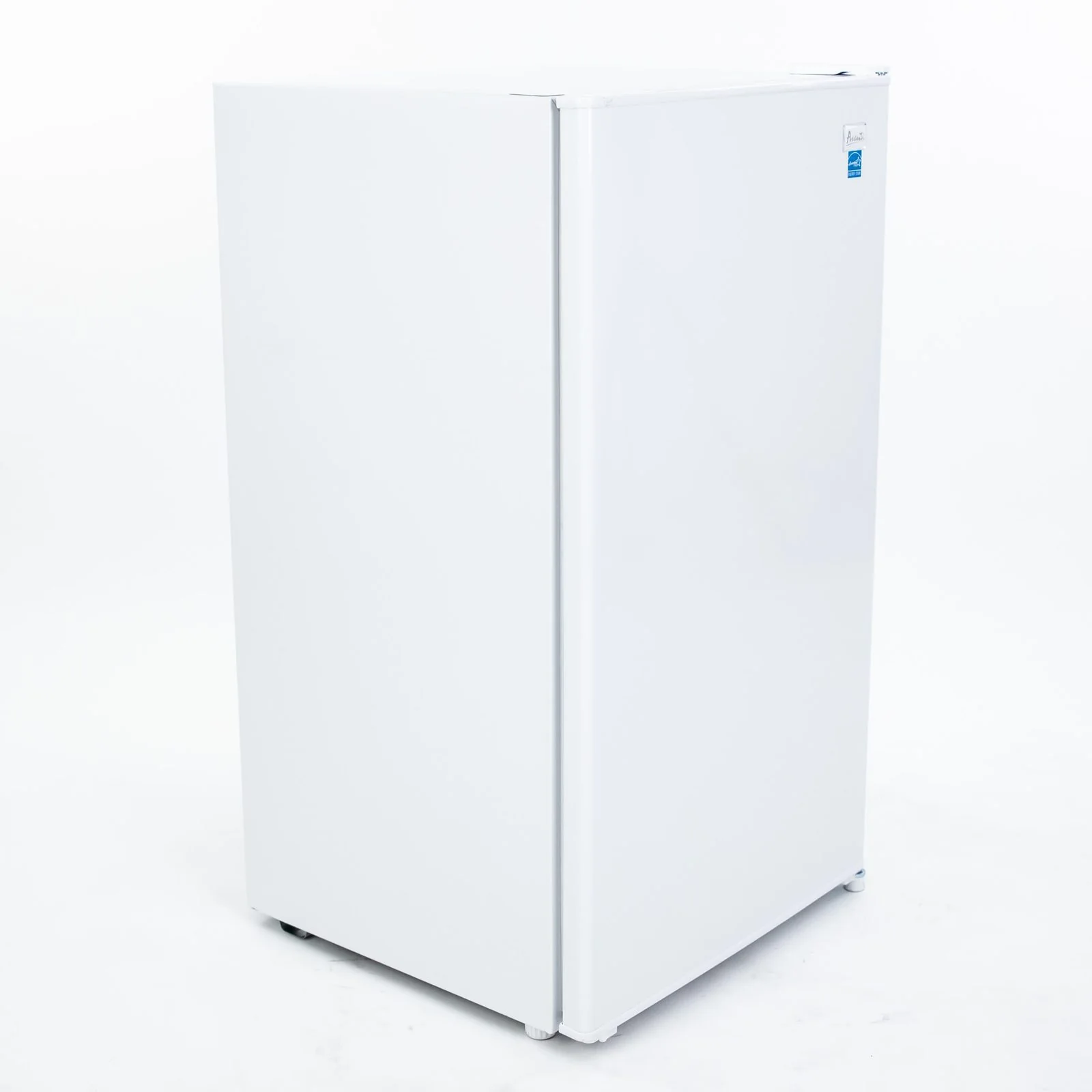 RM3306W Avanti 3.2 cu. ft. Compact Refrigerator - White - Image 5