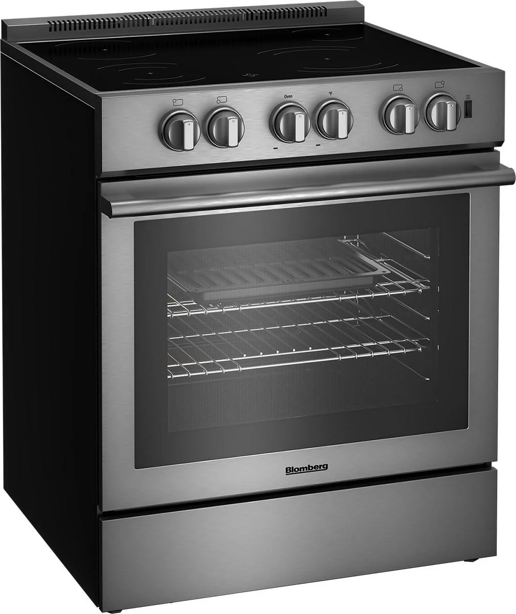 Blomberg Appliances BIR34452SS 30in Induction range with 5.7 cu ft self clean oven, slide-in style - Image 3