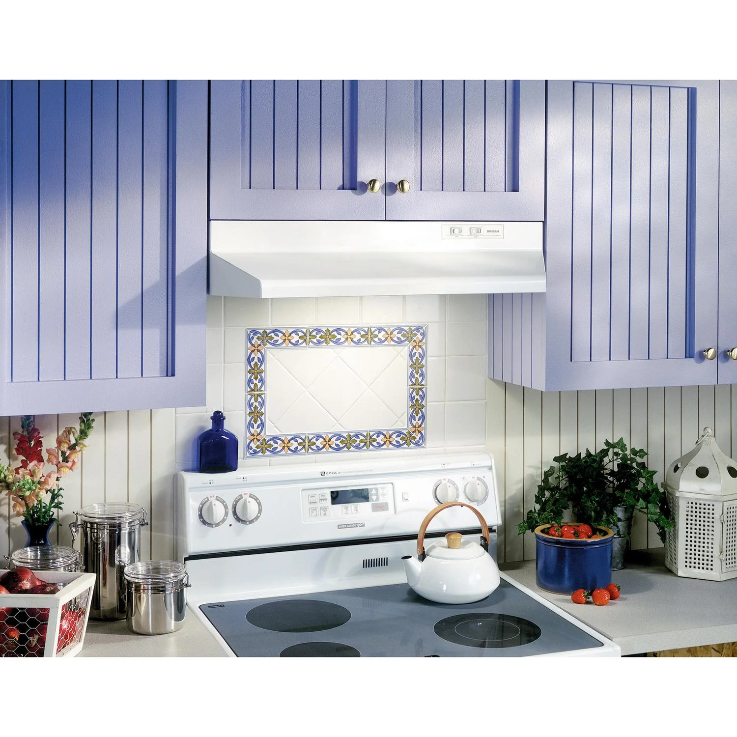 Broan® 30-Inch Ducted Under-Cabinet Range Hood, 210 MAX Blower CFM, White - Image 5