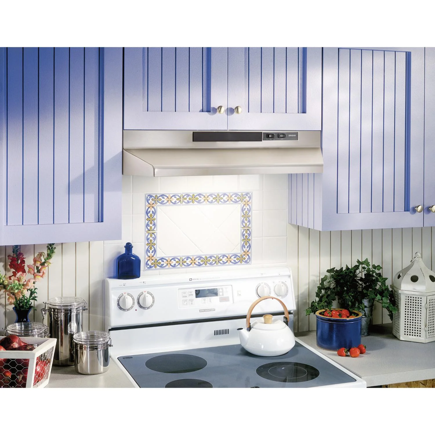 Broan 433604 **DISCONTINUED** Broan® 36-Inch Convertible Under-Cabinet Range Hood, Stainless Steel - Image 2