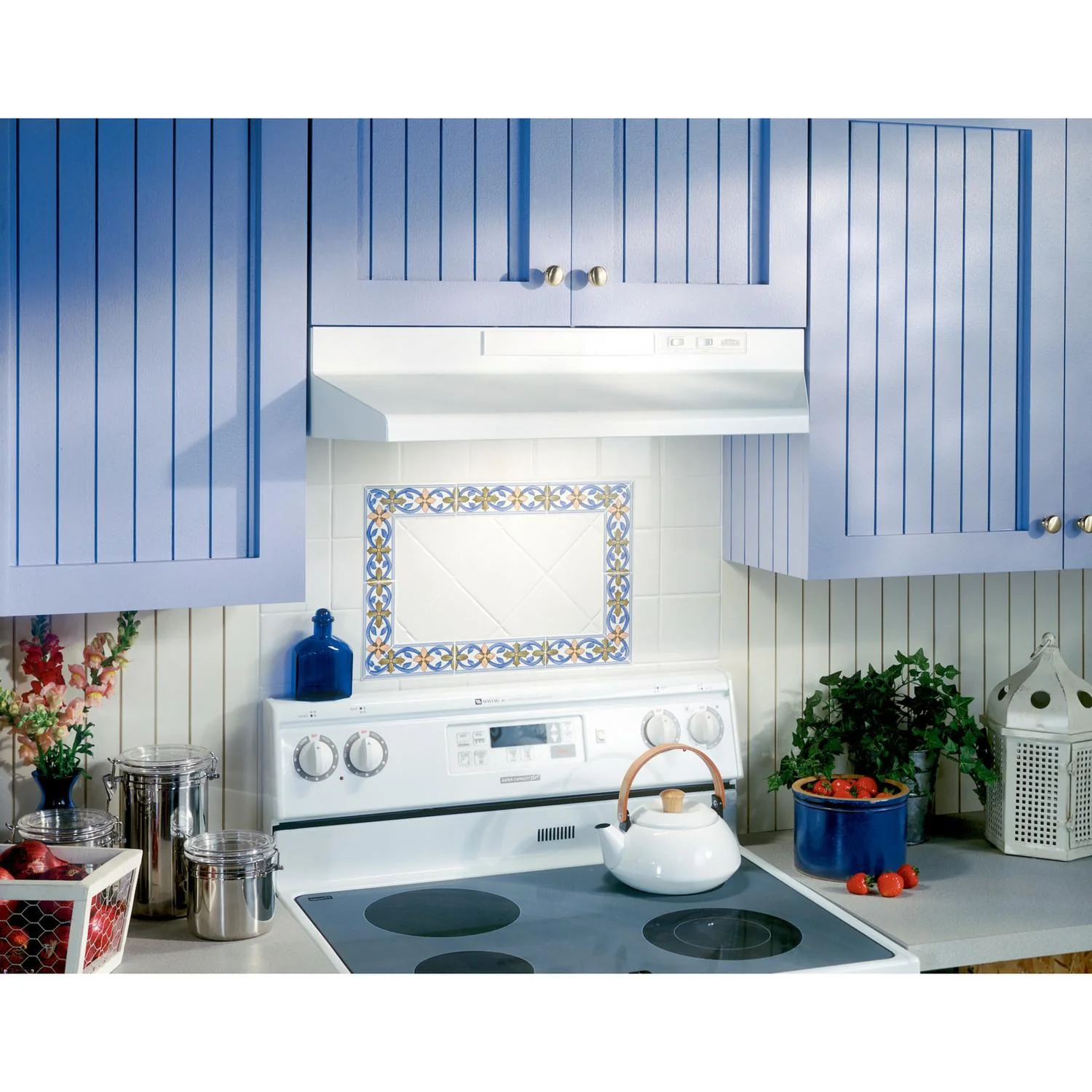 F403611 Broan® 36-Inch Convertible Under-Cabinet Range Hood, 230 Max Blower CFM, White-on-White - Image 2