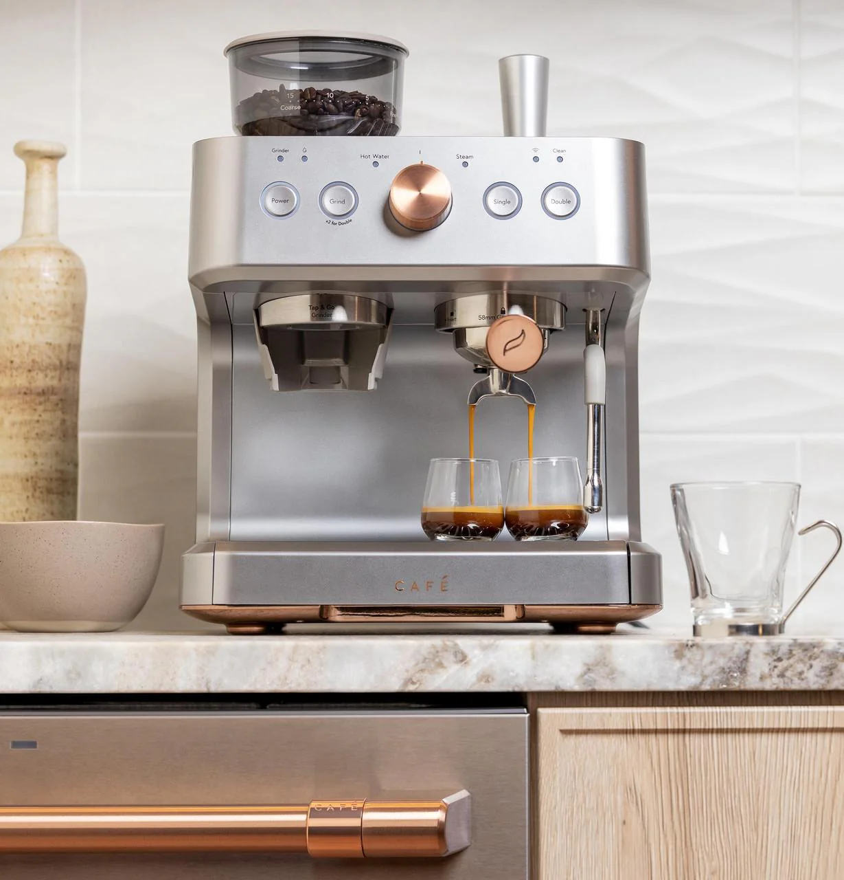 Cafe C7CESAS2RS3 CAF(EBACK)™ BELLISSIMO Semi Automatic Espresso Machine + Frother - Image 8