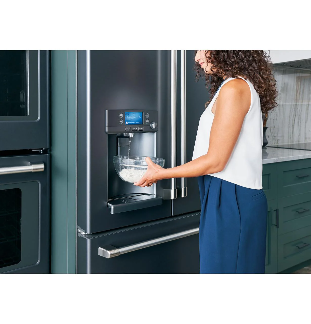 Cafe CFE28TP4MW2 CAF(EBACK)™ ENERGY STAR® 27.7 Cu. Ft. Smart French-Door Refrigerator with Hot Water Dispenser - Image 10