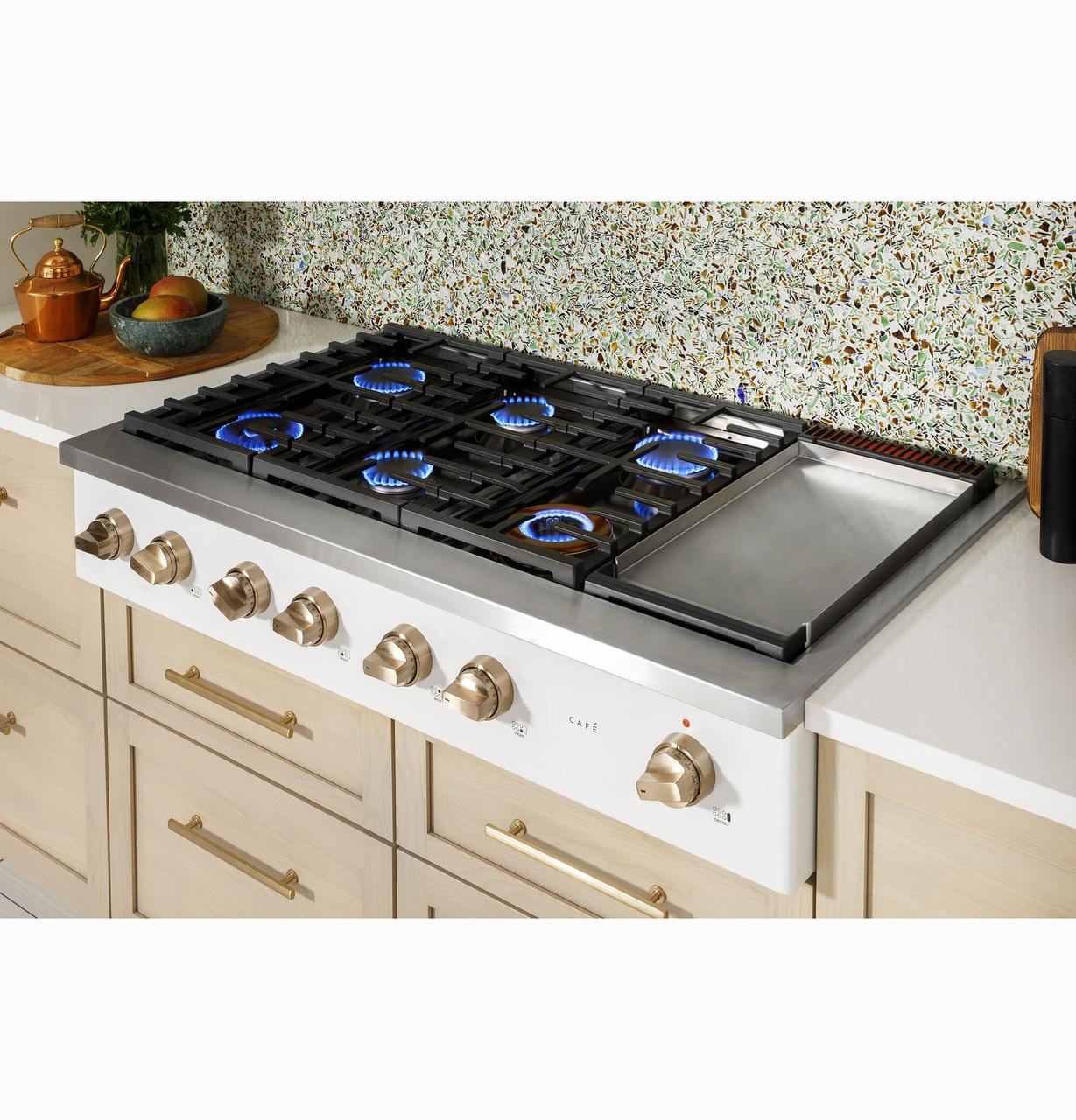 Cafe CGU486P4TW2 CAF(EBACK)™ 48" Commercial-Style Gas Rangetop with 6 Burners and Integrated Griddle (Natural Gas) - Image 5