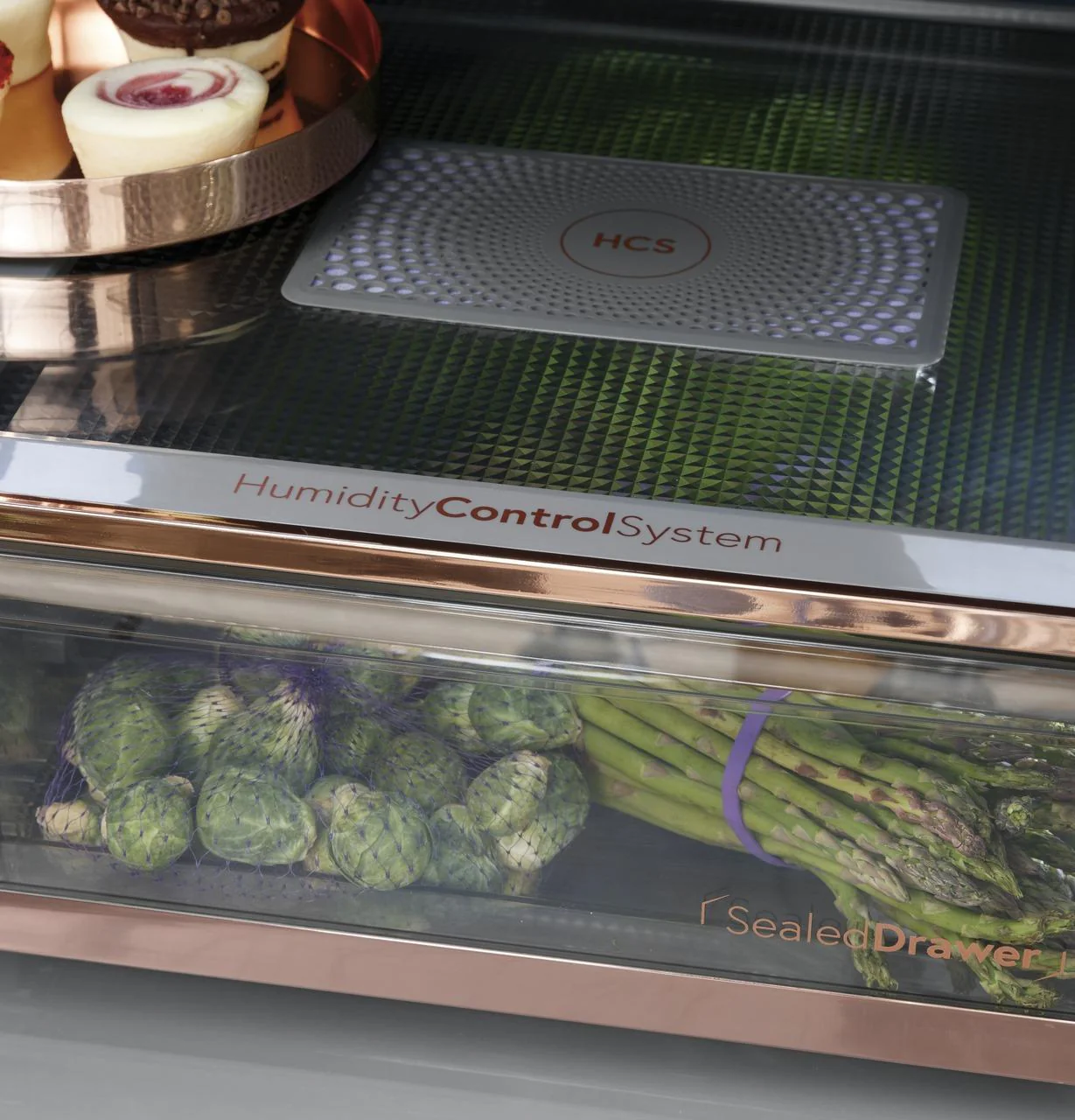 Cafe CVE28DM5NS5 CAF(EBACK)™ ENERGY STAR® 27.8 Cu. Ft. Smart 4-Door French-Door Refrigerator in Platinum Glass - Image 36