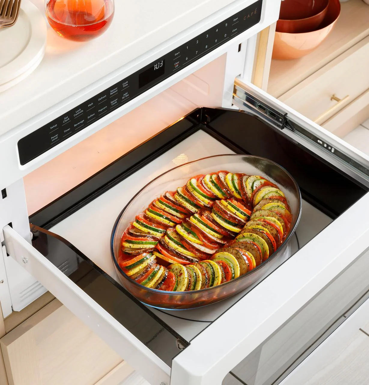Cafe CWL112P4RW5 CAF(EBACK)™ Built-In Microwave Drawer Oven - Image 8