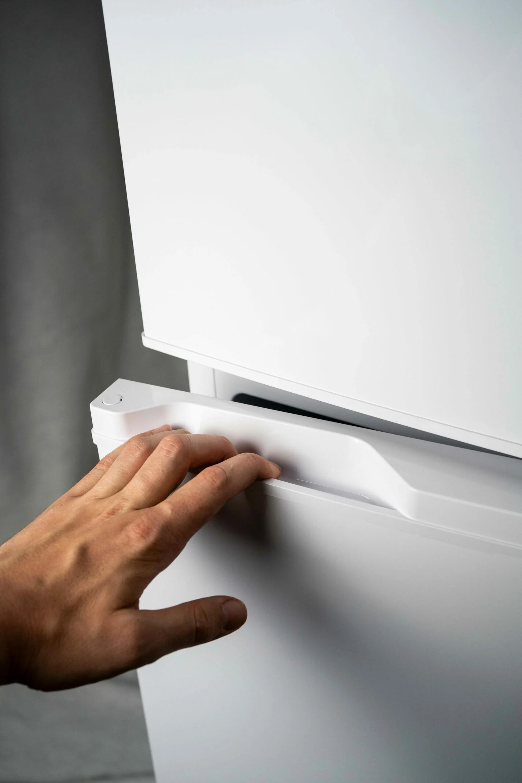DPF074V1WDB6 Danby 7.4 cu. ft. Apartment Size Fridge Top Mount in White - Image 26