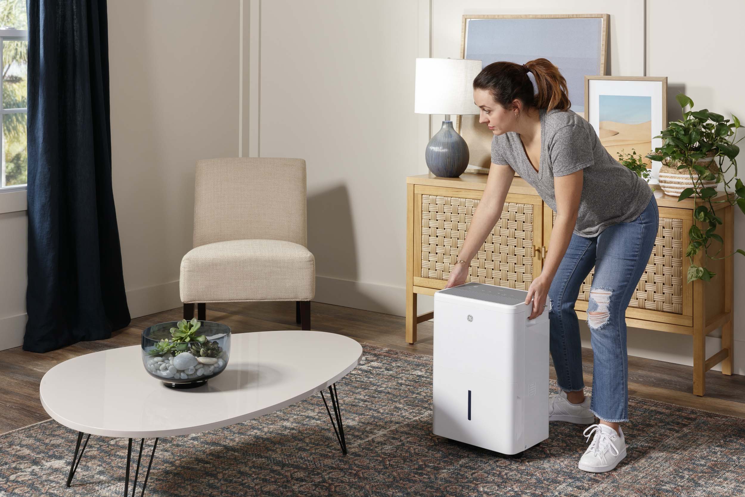 ADYR22LC GE® 22 Pint Portable Dehumidifier with Smart Dry for Damp Spaces - Image 4