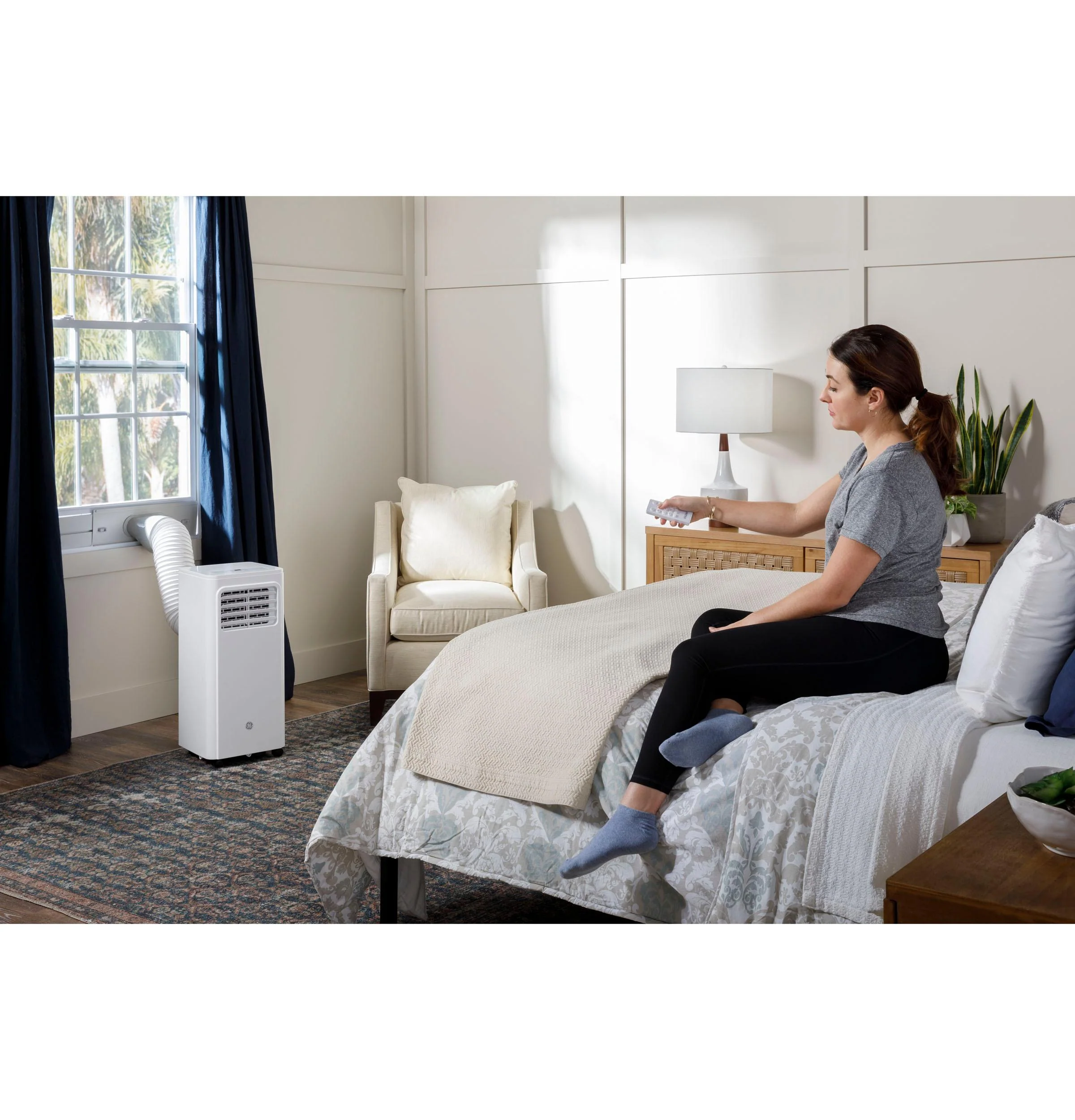 APMS05BWF GE® 5,000 BTU DOE Portable Air Conditioner for Small Rooms up to 200 sq. ft. - Image 11