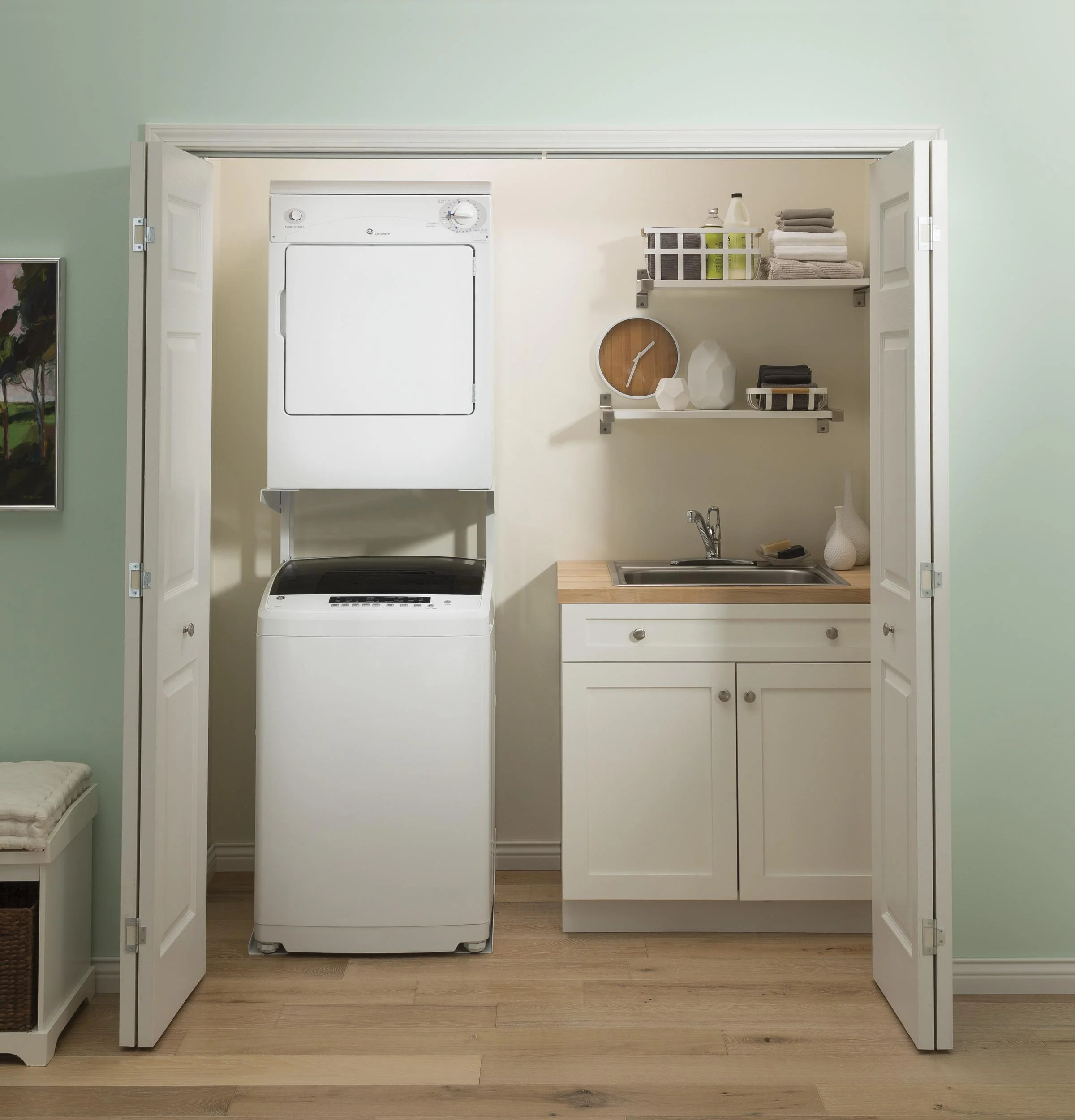 DSDR24F GE Spacemaker® Laundry Stack Rack Accessory - Image 9