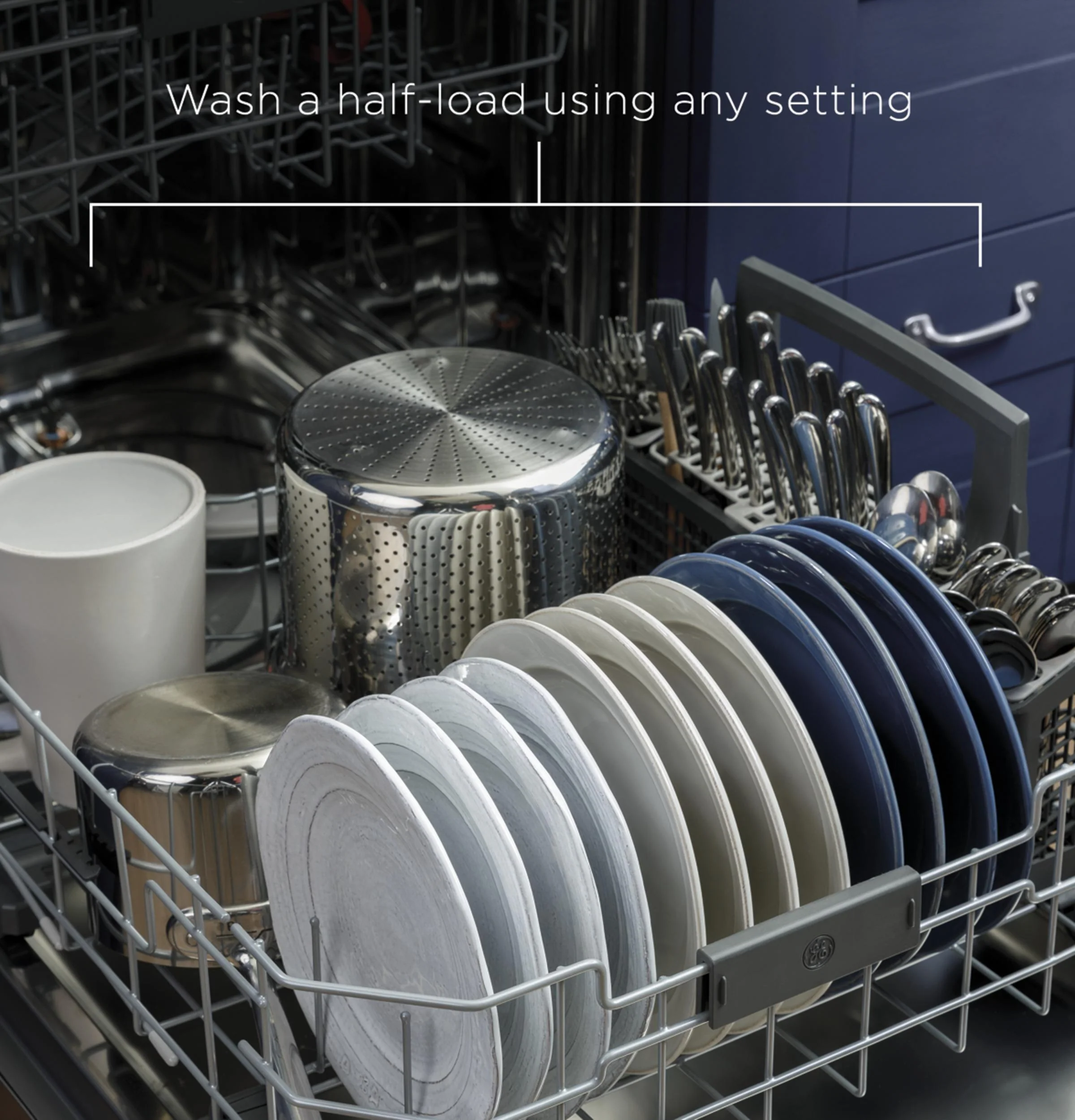 GE® Front Control with Stainless Steel Interior Dishwasher with Sanitize Cycle & Dry Boost - Image 9