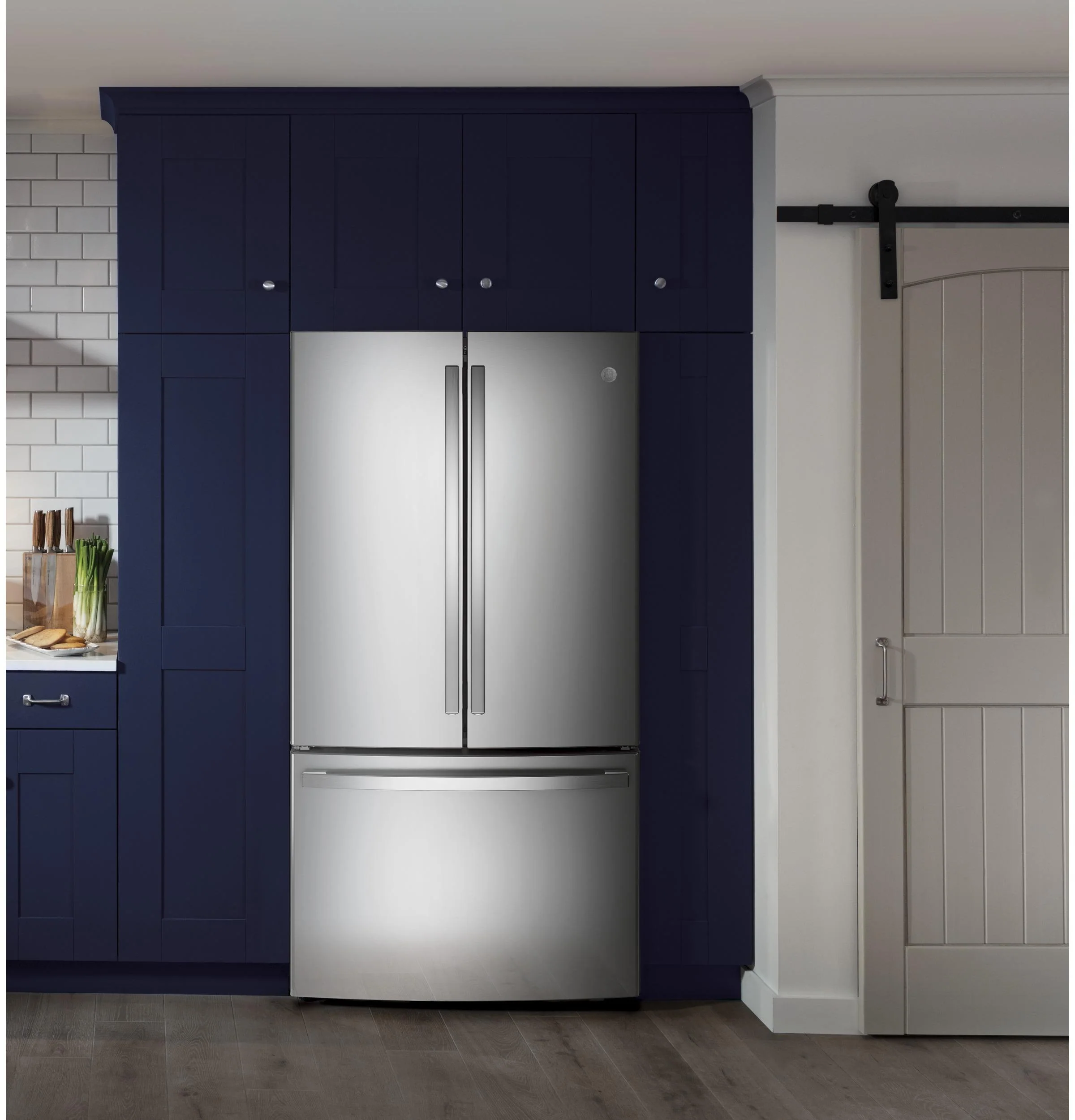 GNE29GYNFS GE® ENERGY STAR® 28.7 Cu. Ft. Fingerprint Resistant French-Door Refrigerator - Image 17