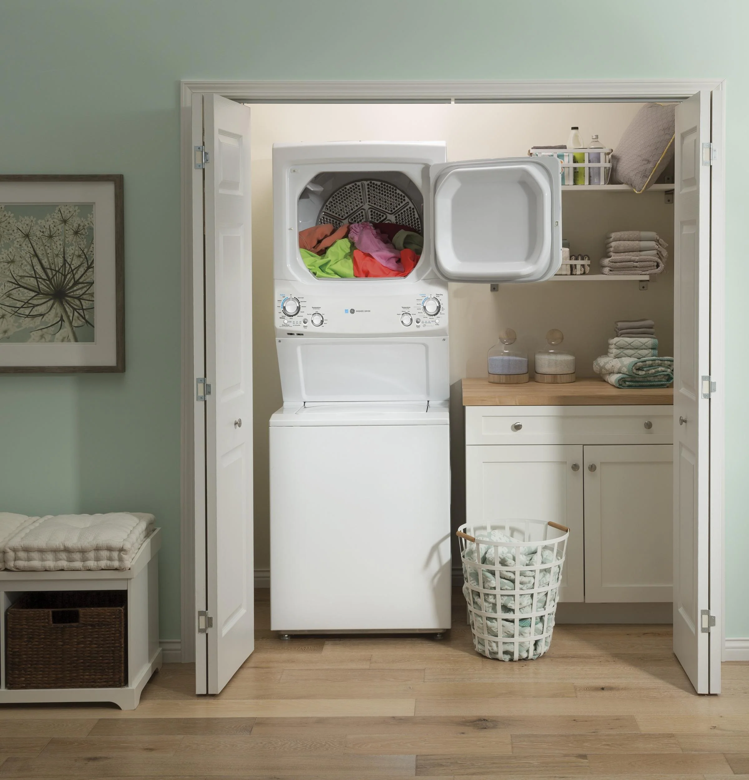 GUD27EESNWW GE Unitized Spacemaker® ENERGY STAR® 3.9 cu. ft. Capacity Washer with Stainless Steel Basket and 5.9 cu. ft. Capacity Electric Dryer - Image 14