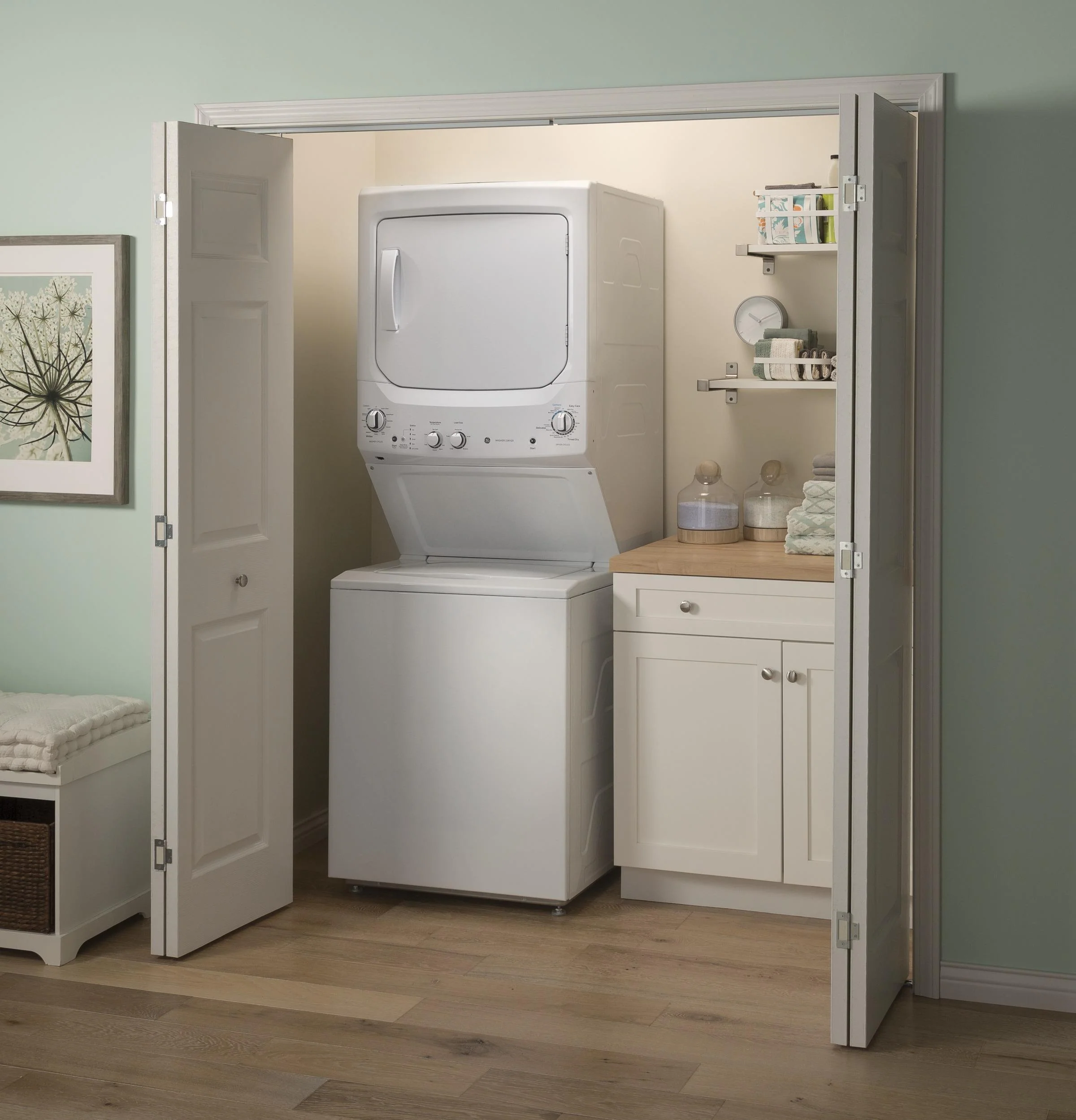 GUD27GSSMWW GE Unitized Spacemaker® 3.8 cu. ft. Capacity Washer with Stainless Steel Basket and 5.9 cu. ft. Capacity Gas Dryer - Image 15