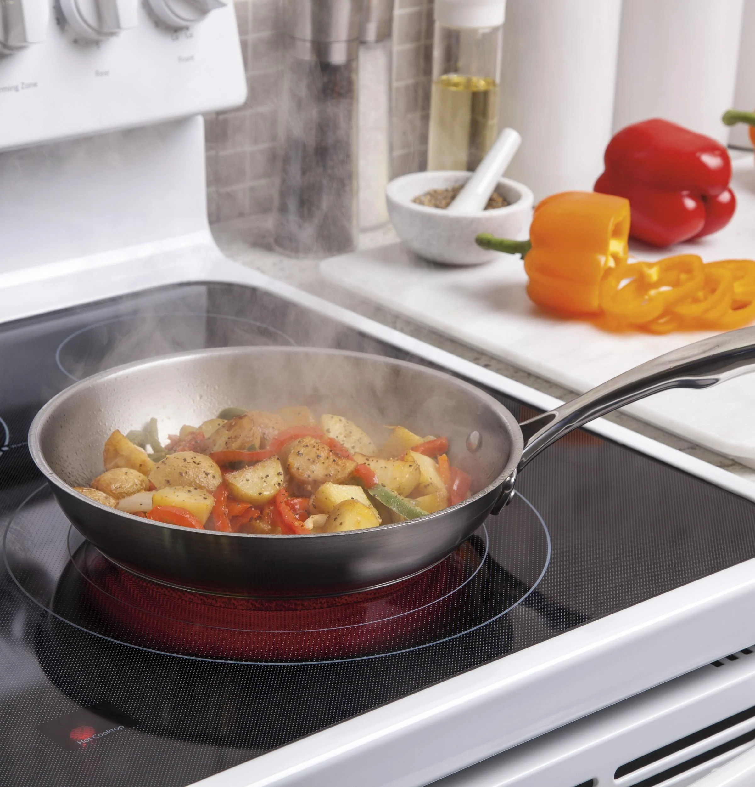 GE® 30" Free-Standing Electric Convection Range - Image 26