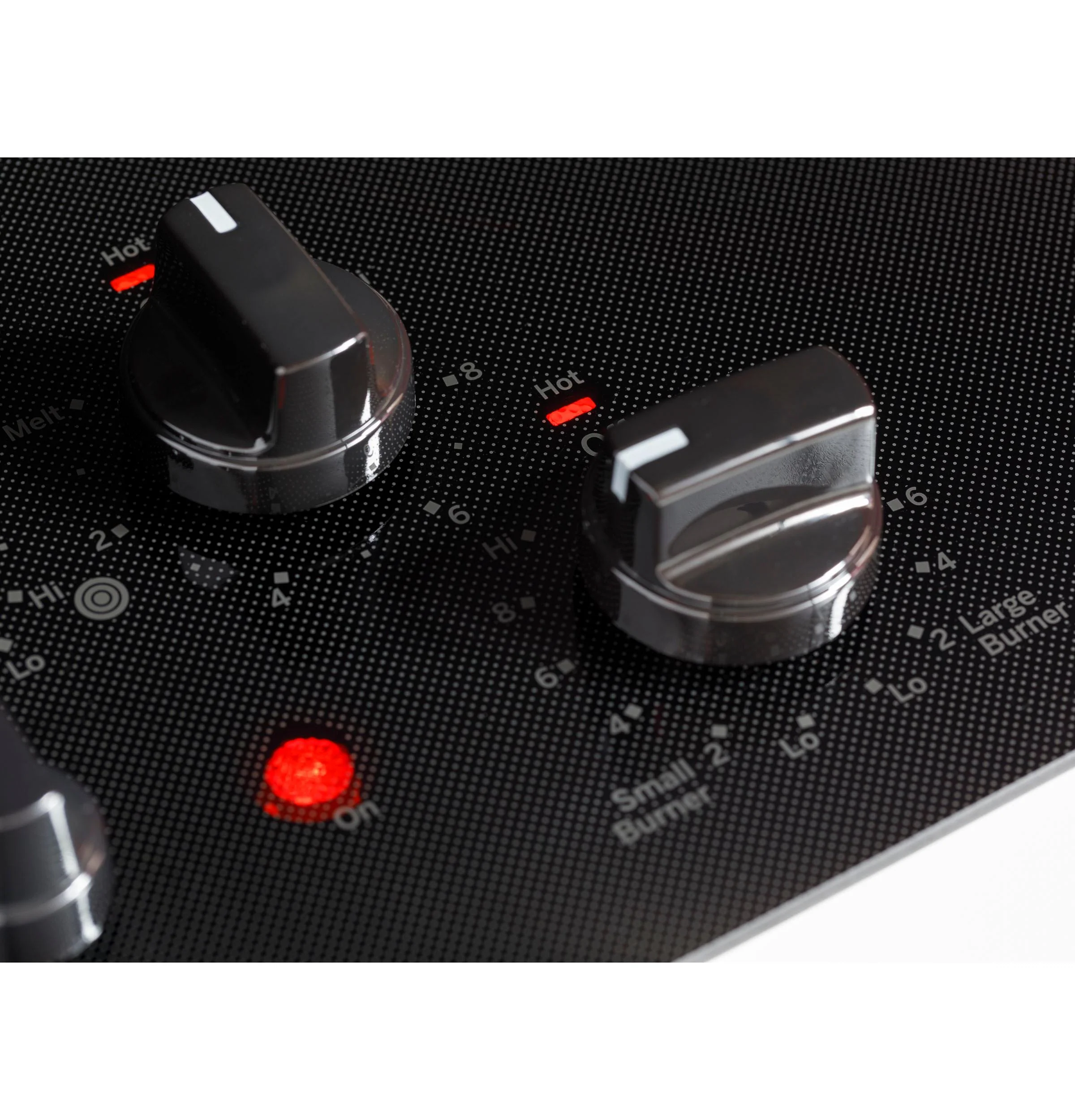 JEP5030DTBB GE® 30" Built-In knob Control Electric Cooktop - Image 13