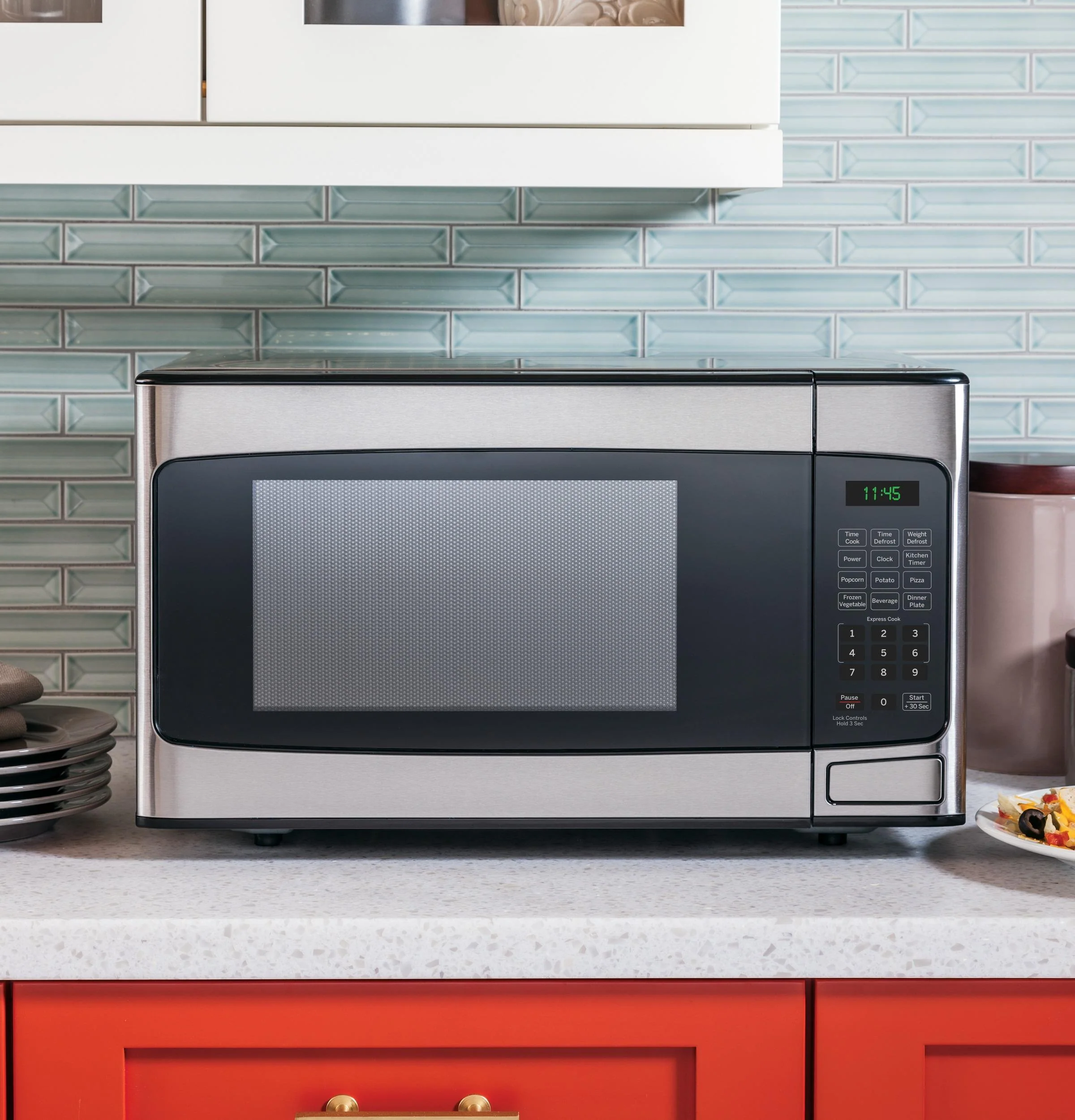 JESP113SPSS GE® 1.1 Cu. Ft. Capacity Countertop Microwave Oven - Image 3