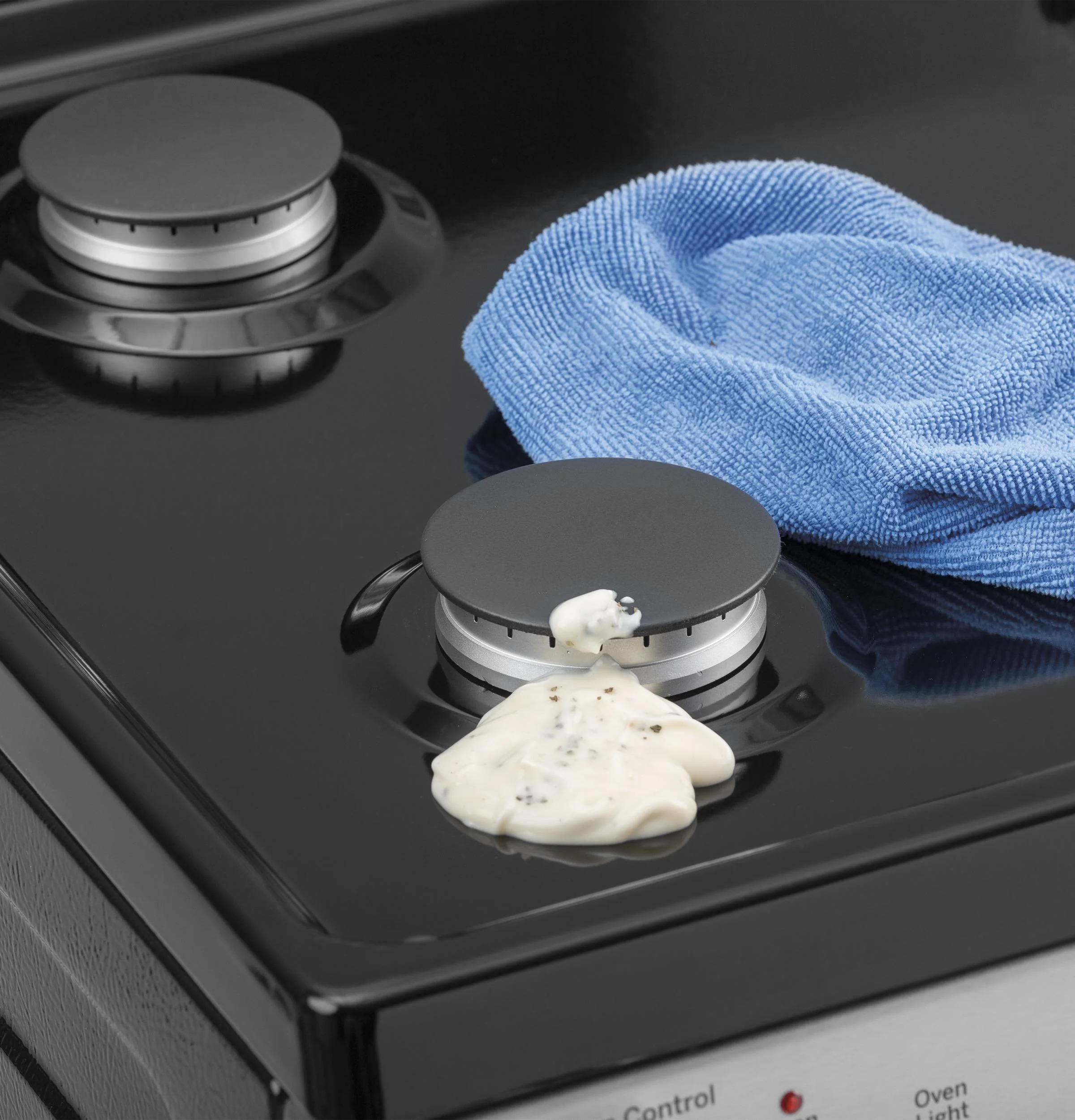 JGAS640RMSS GE® 24" Steam Clean Free-Standing/Slide-in Gas Range - Image 7
