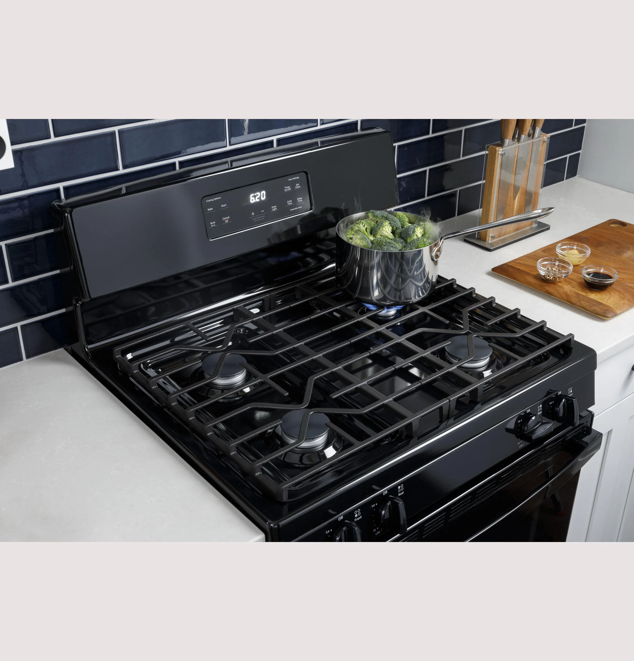 JGBS61RPSS GE 30" Free-Standing Gas Range - Image 9