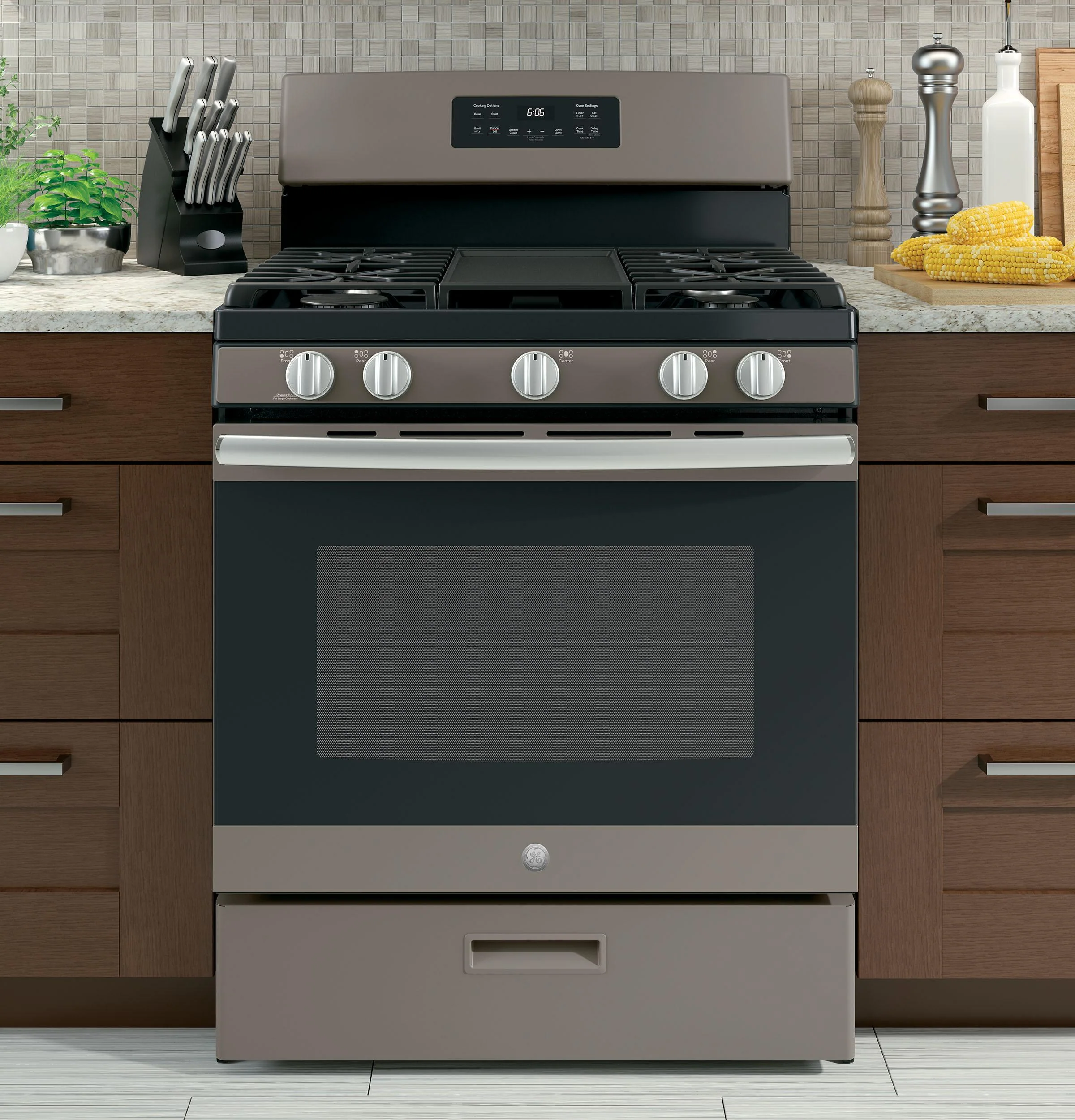 JGBS66EEKES GE® 30" Free-Standing Gas Range - Image 24