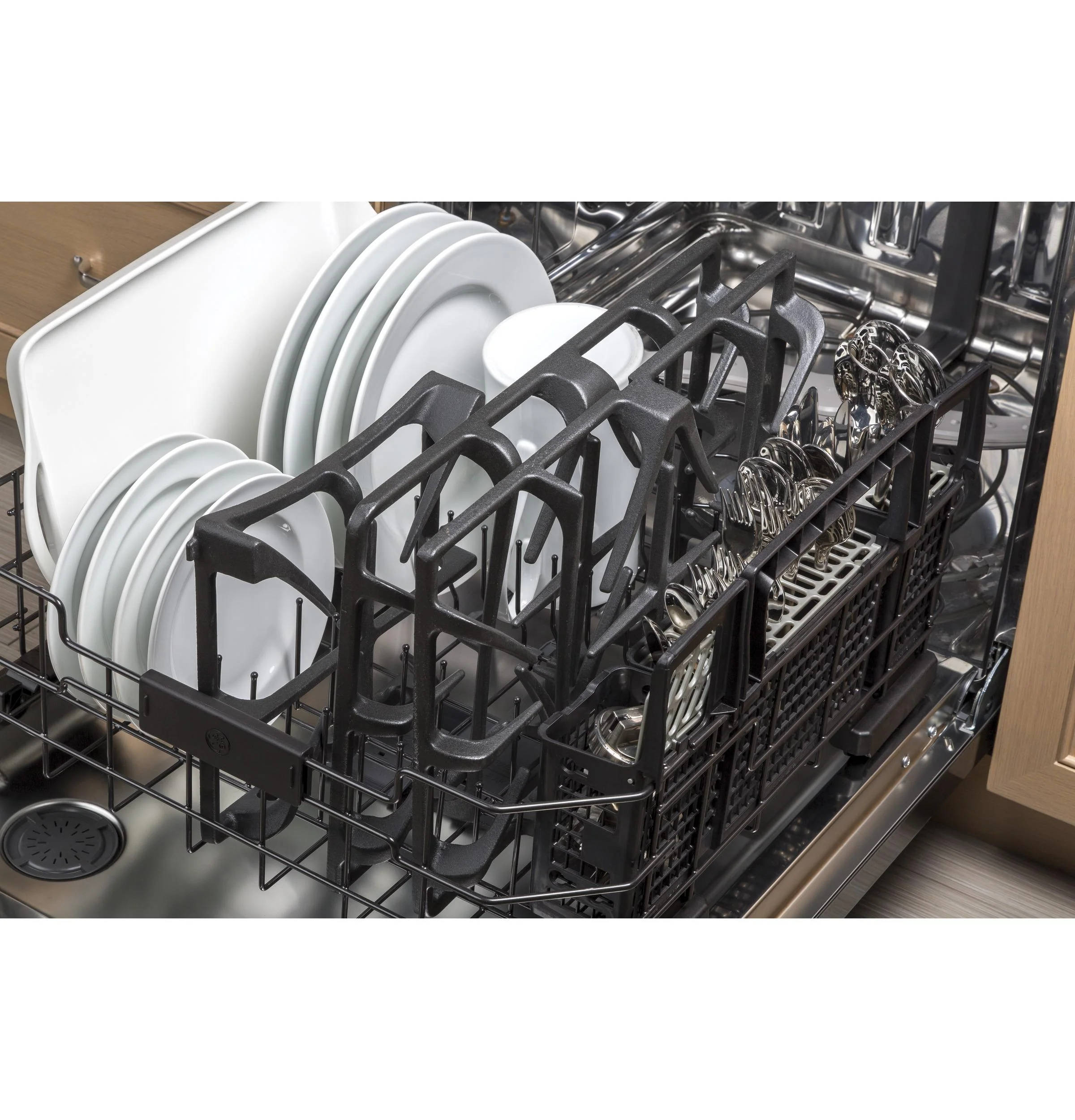 JGP5030DLBB GE® 30" Built-In Gas Cooktop with 5 Burners and Dishwasher Safe Grates - Image 4