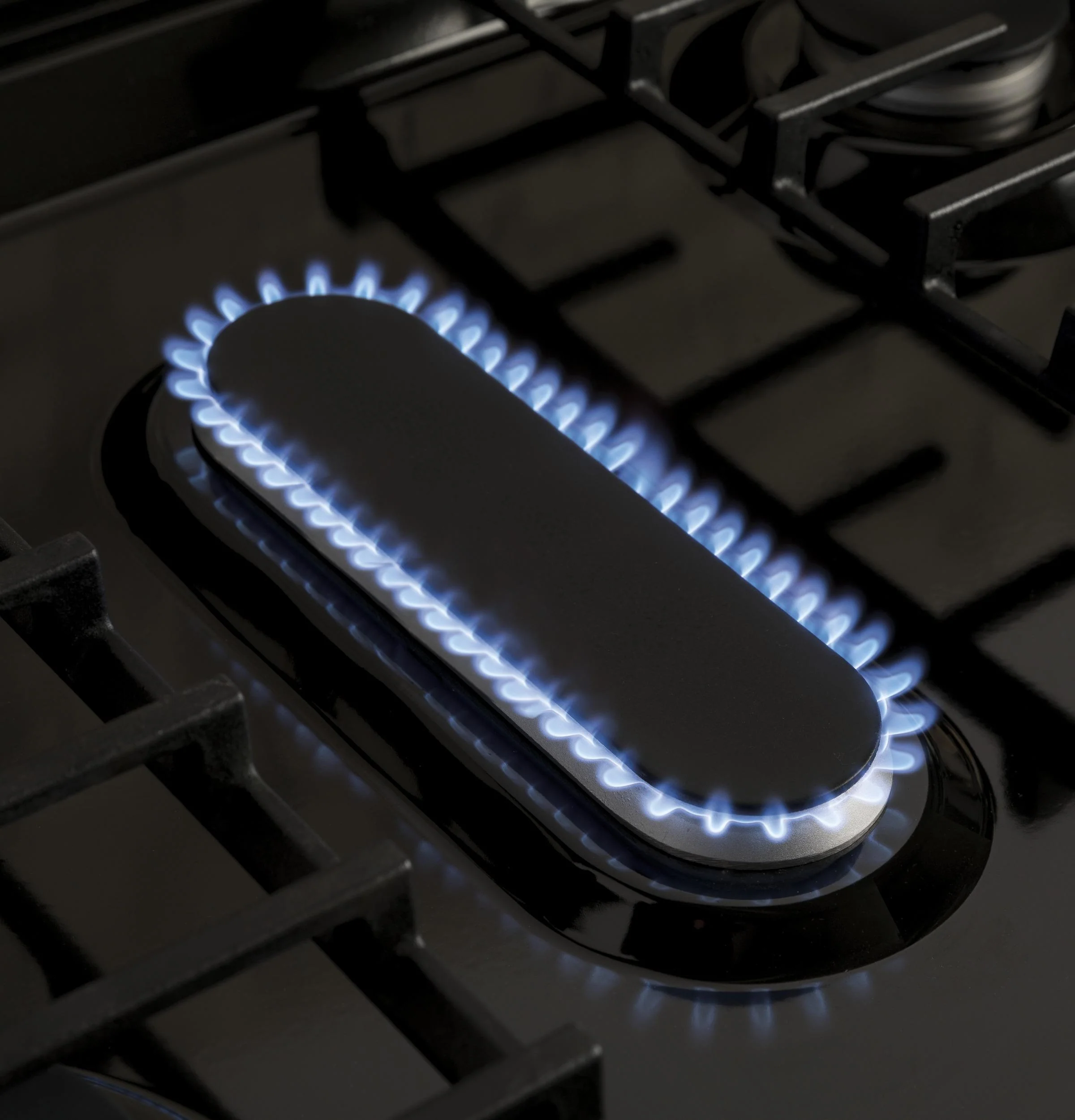 GE® 30" Slide-In Front Control Gas Range - Image 8