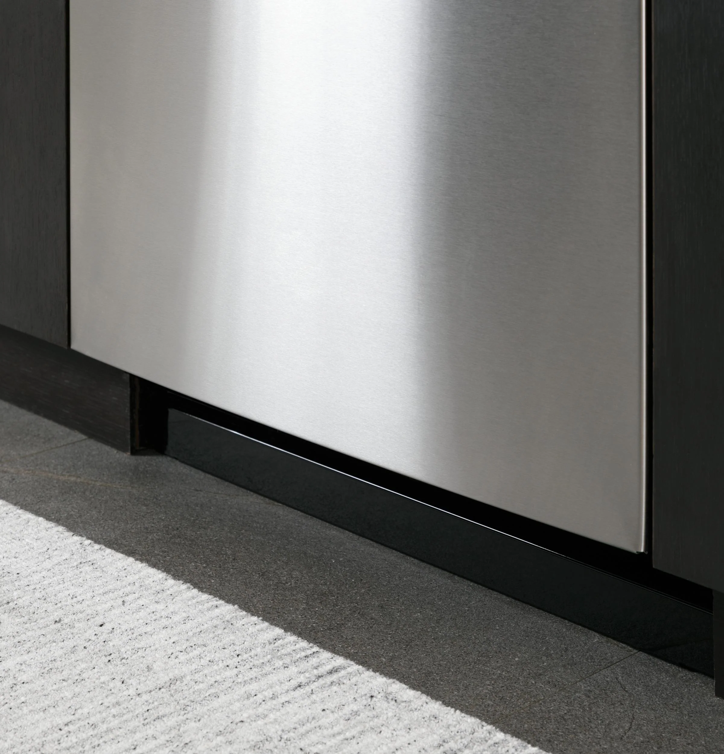 GE Profile™ ENERGY STAR® Fingerprint Resistant Top Control with Stainless Steel Interior Dishwasher with Sanitize Cycle - Image 56