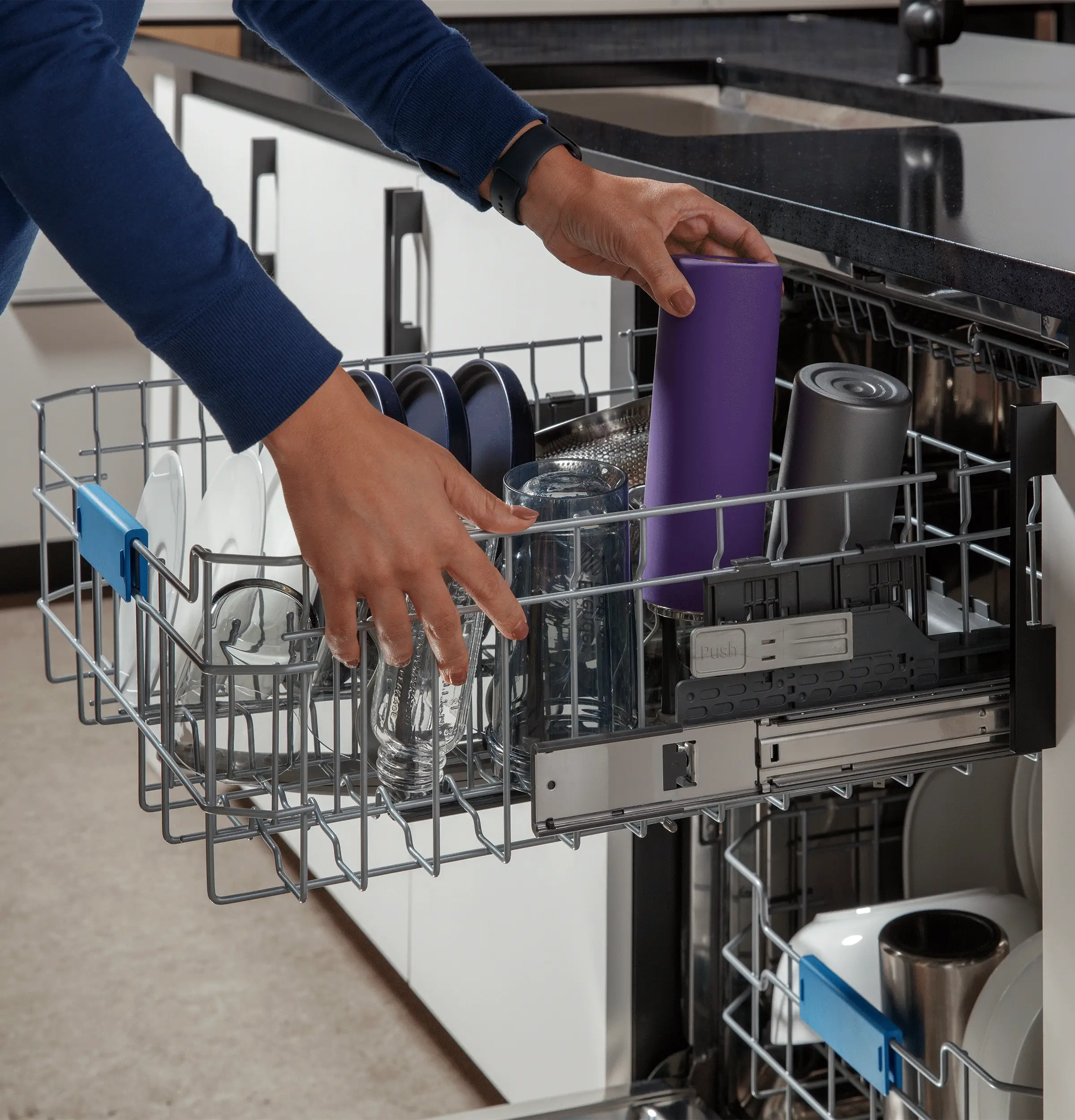 PDT795SYVFS GE Profile™ ENERGY STAR Smart UltraFresh System Dishwasher with Microban™ Antimicrobial Technology with Deep Clean Washing 3rd Rack, 39 dBA - Image 17