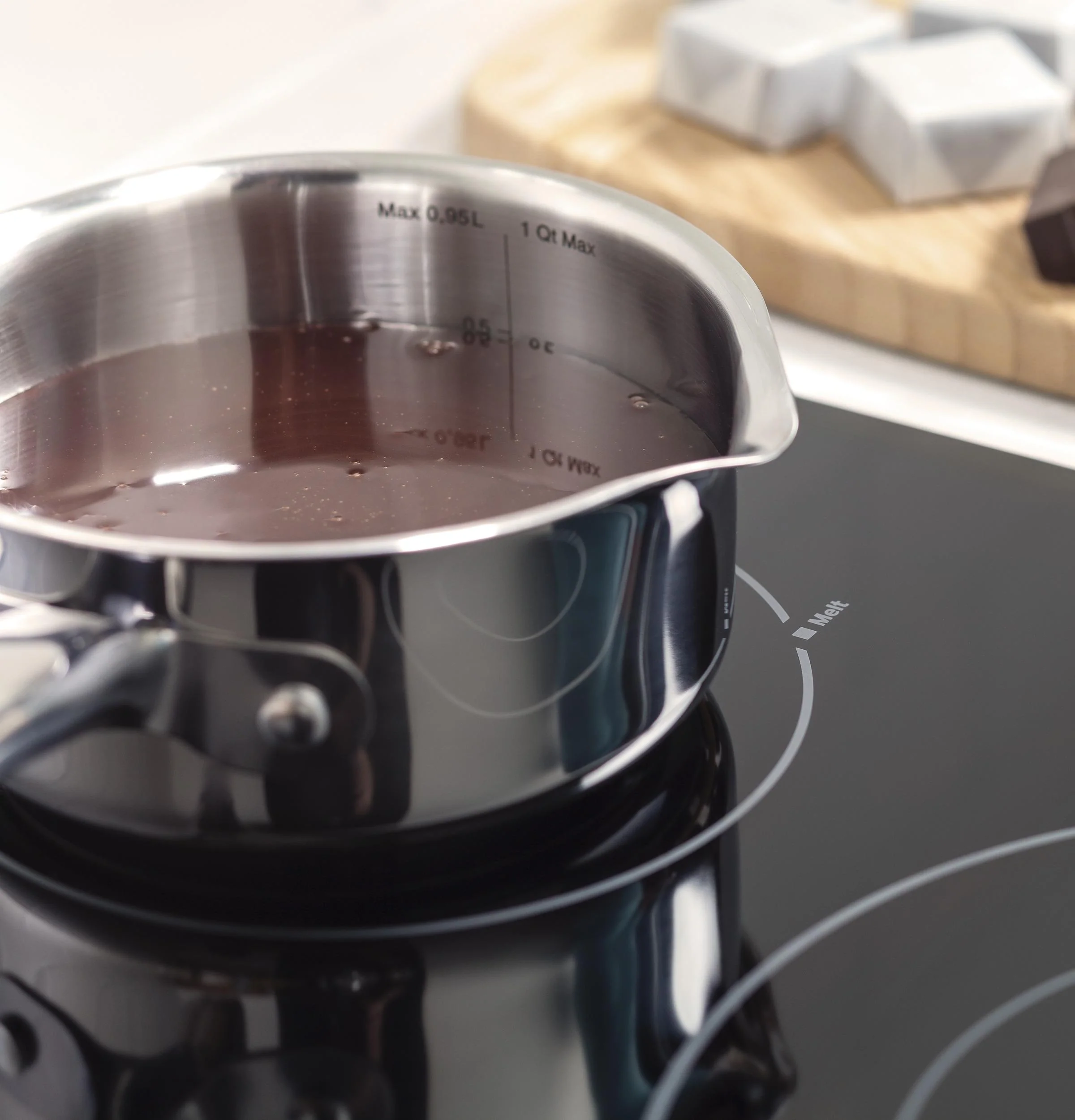 GE Profile™ 36" Built-In Knob Control Cooktop - Image 17