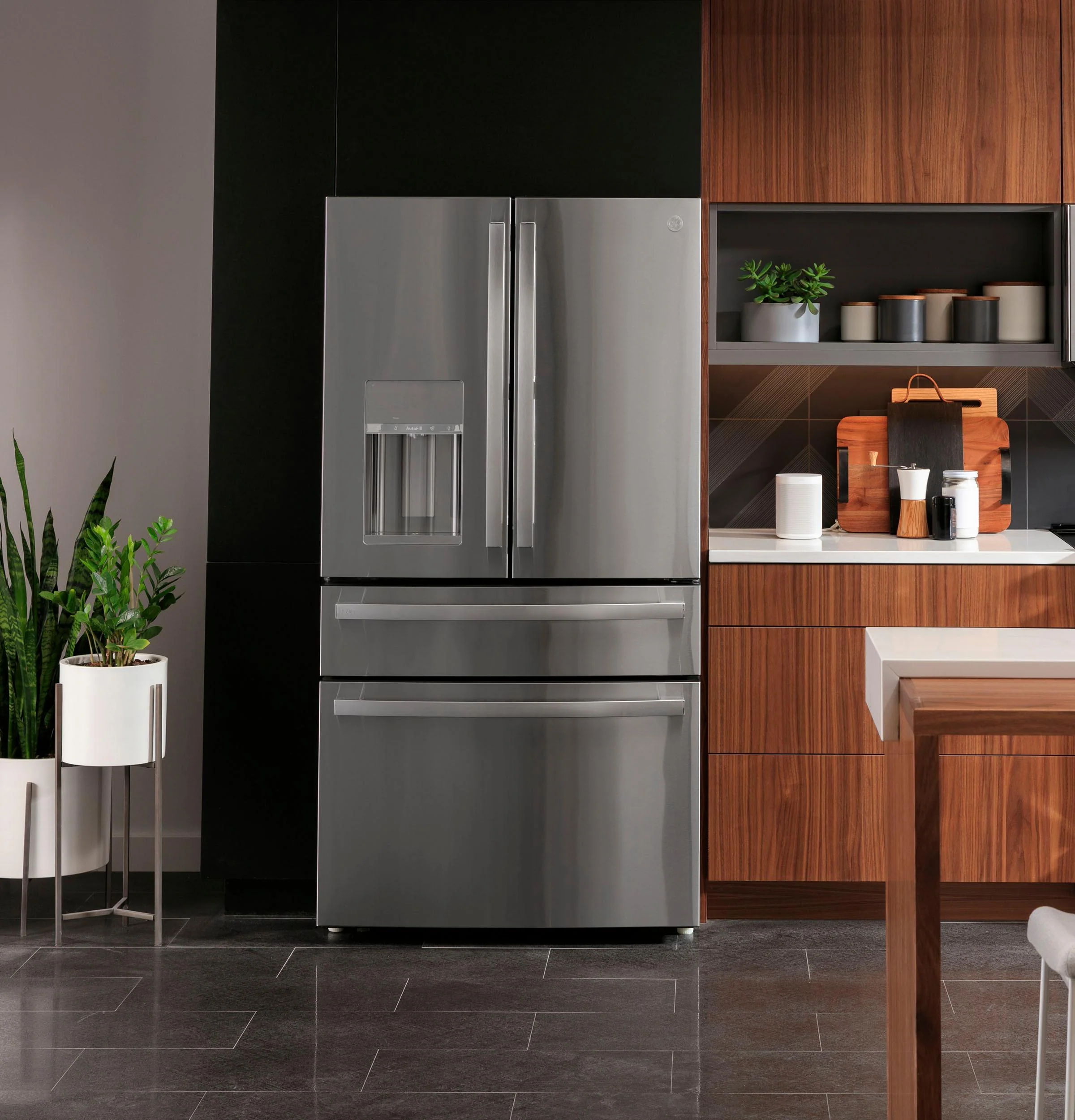 PVD28BYNFS GE Profile™ ENERGY STAR® 27.9 Cu. Ft. Smart Fingerprint Resistant 4-Door French-Door Refrigerator with Door In Door - Image 76