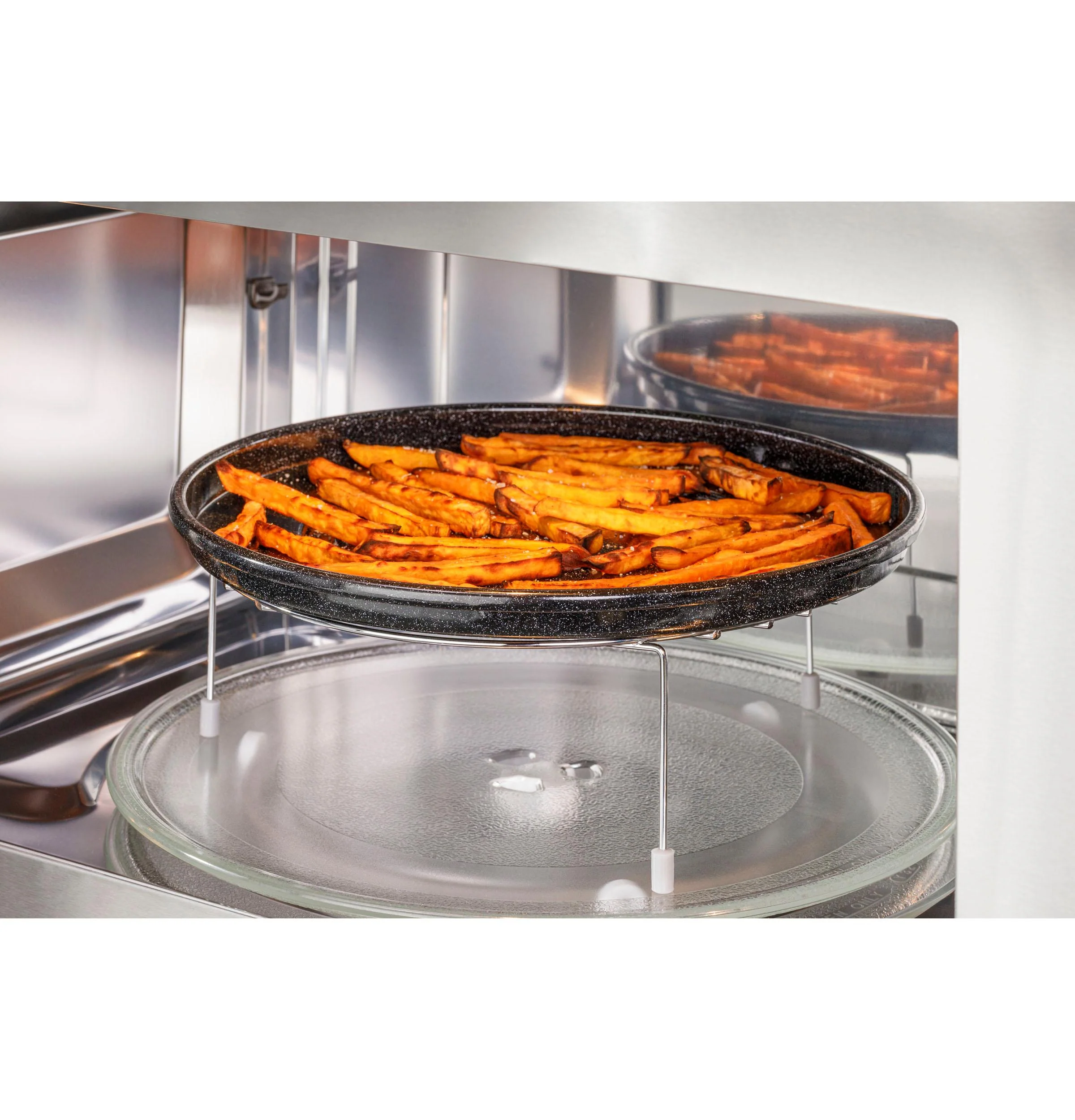 PVM9179SRSS GE Profile™ 1.7 Cu. Ft. Convection Over-the-Range Microwave Oven - Image 6