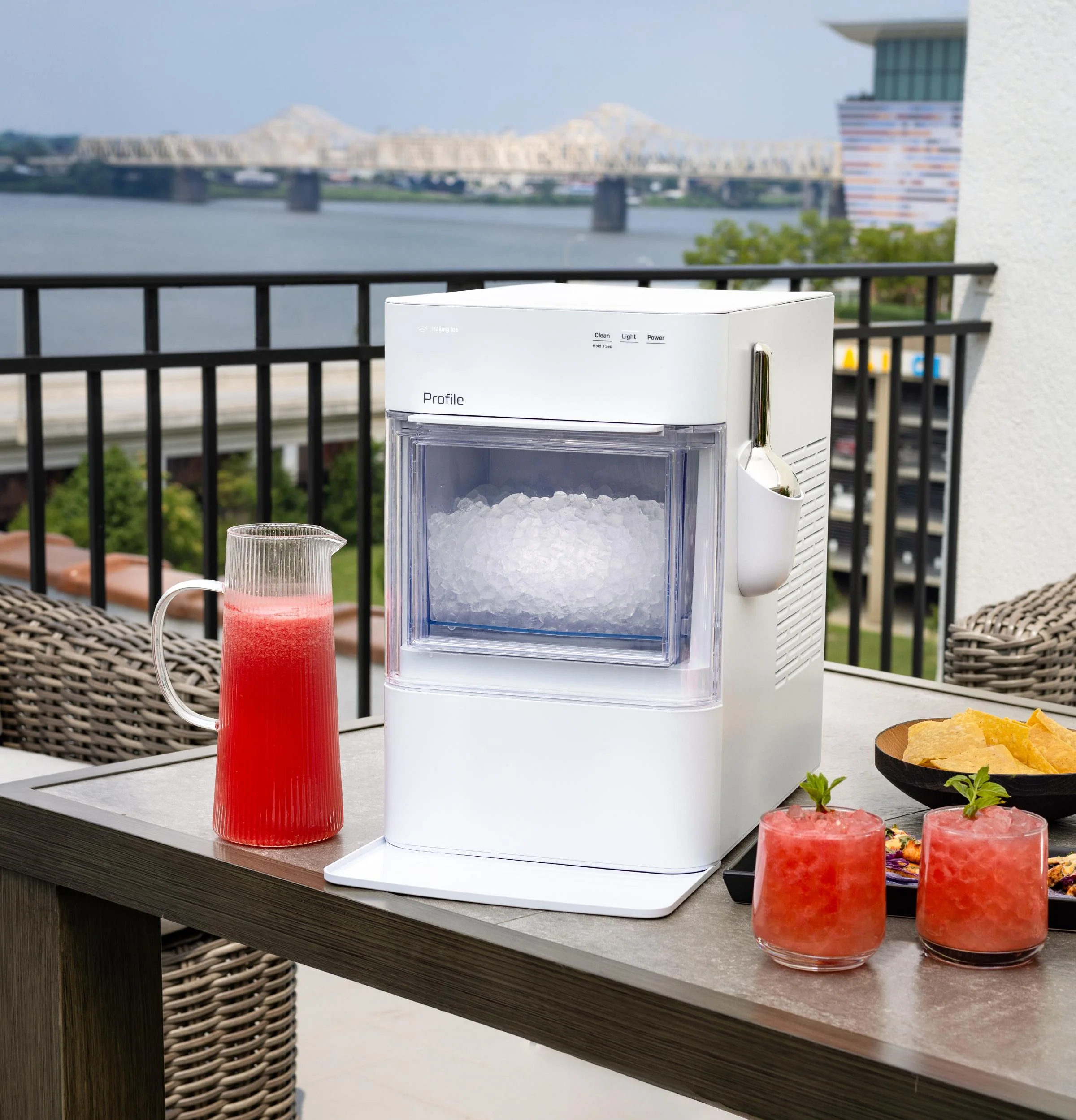 XPIO23SWOW GE Profile™ Opal™ 2.0 Ultra Nugget Ice Maker with Scale Inhibiting Filter - Image 12