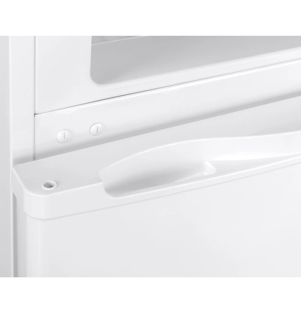 Haier HA10TG21SW 9.8 Cu. Ft. Top Freezer Refrigerator - Image 17