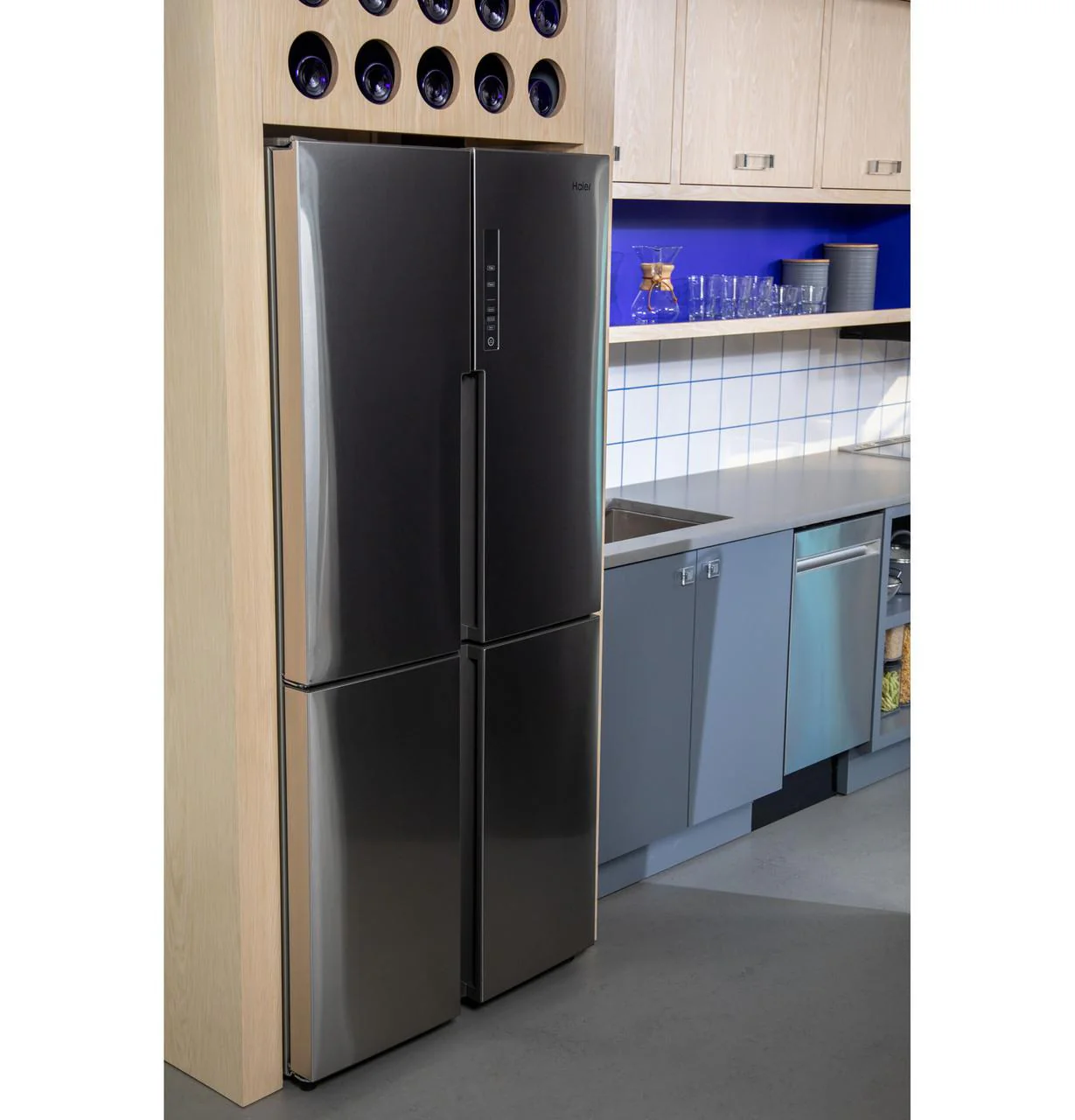 QHE16HYPFS Haier ENERGY STAR® 16.8 Cu. Ft. Quad Door Refrigerator - Image 41