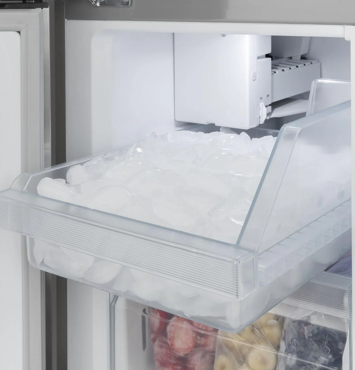 QHE16HYPFS Haier ENERGY STAR® 16.8 Cu. Ft. Quad Door Refrigerator - Image 64