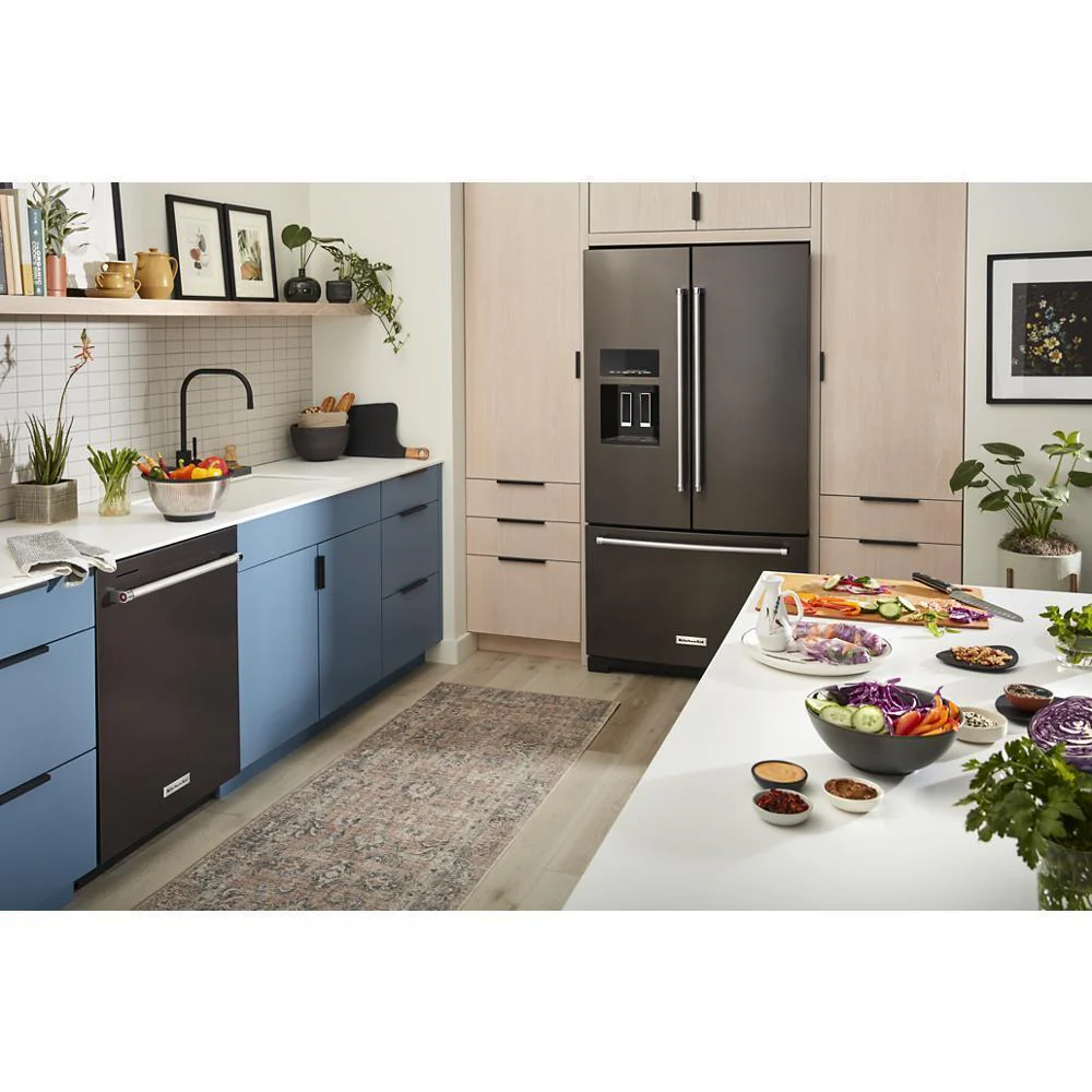 26.8 cu. ft. 36-Inch Width Standard Depth French Door Refrigerator with Exterior Ice and Water and PrintShield™ Finish - Image 10