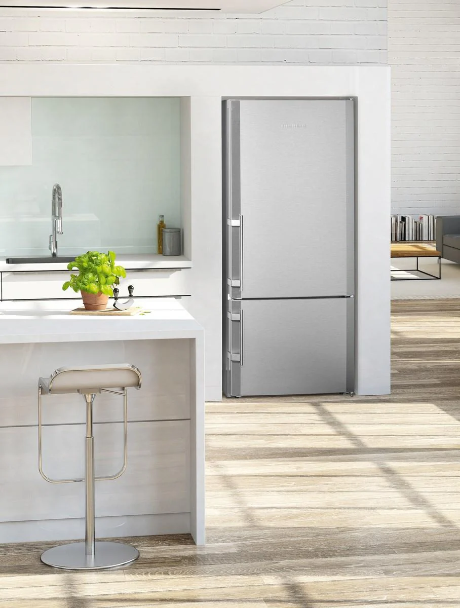 Liebherr Freestanding Refrigerator/Freezer 30", NO Ice Maker, Right Hinge - Image 10
