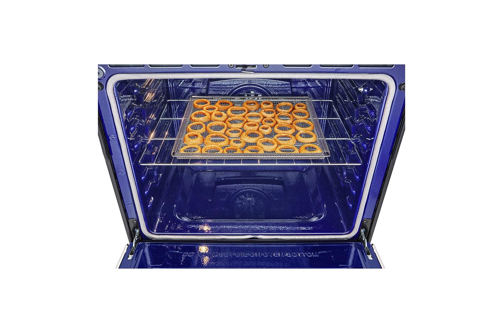 LG STUDIO 6.3 cu. ft. InstaView® Induction Slide-in Range with Air Fry and Air Sous Vide - Image 7