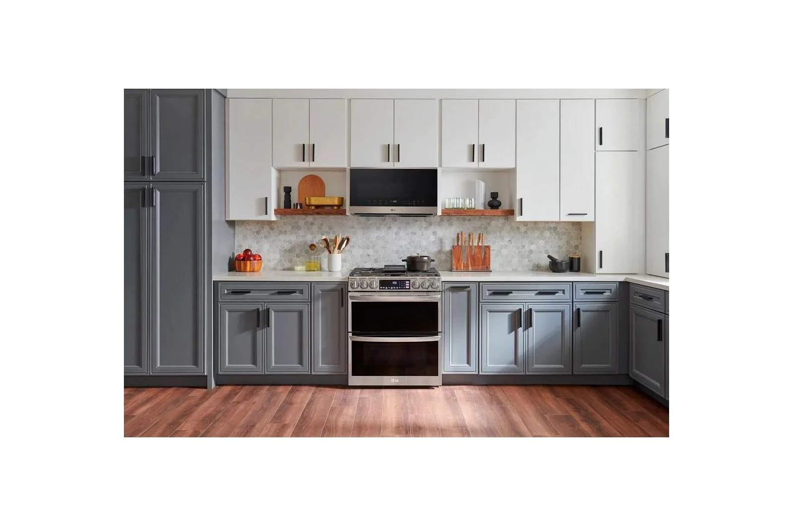 Lg MVEL2034X 2.0 cu. ft. Wi-Fi Enabled Over-the-Range Microwave Oven with EasyClean® - Image 4