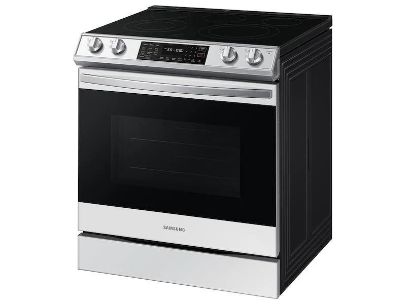 Samsung Bespoke 6.3 cu. ft. Smart Slide-in Electric Range with Air Fry - Image 9