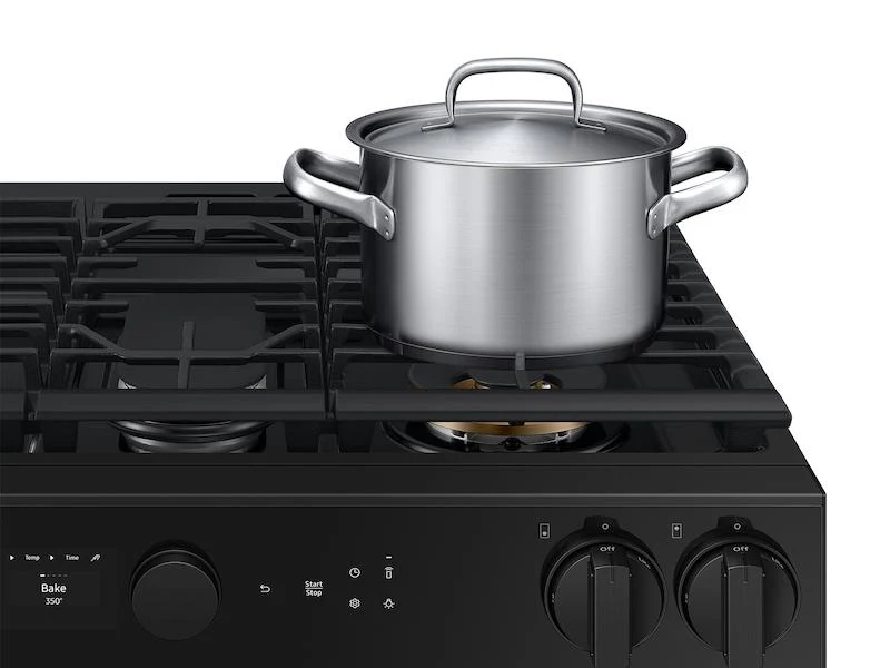 Samsung NSG6DB850012 Bespoke 6.0 cu. ft. Smart Slide-In Gas Range with Air Sous Vide & Air Fry in White Glass - Image 5