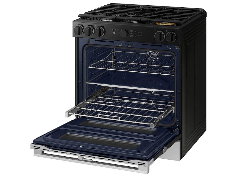Samsung NSG6DG8550SR Bespoke Slide-in Gas Range - Image 7