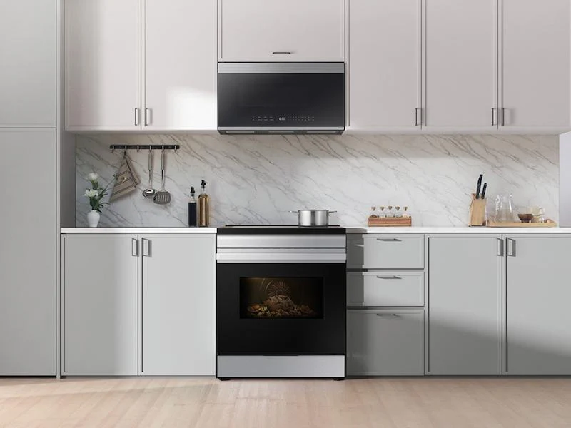 Samsung NSI6DG9100SR Bespoke 6.3 cu. ft. Smart Slide-In Induction Range with Anti-Scratch Glass Cooktop in Stainless Steel - Image 3
