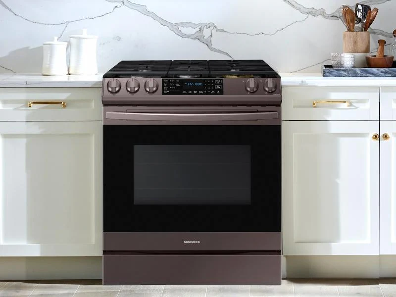 Samsung 6.0 cu ft. Smart Slide-in Gas Range with Air Fry in Tuscan Stainless Steel - Image 4