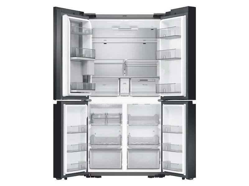 Samsung RF29A967512 Bespoke 4-Door Flex™ Refrigerator (29 cu. ft.) in White Glass - Image 4
