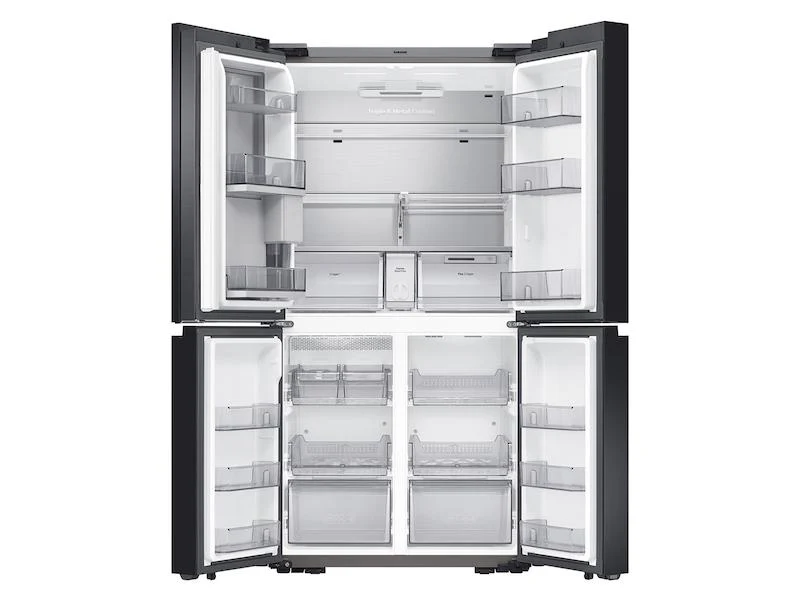Samsung Bespoke 4-Door Flex™ Refrigerator (29 cu. ft.) in Matte Black Steel - Image 5